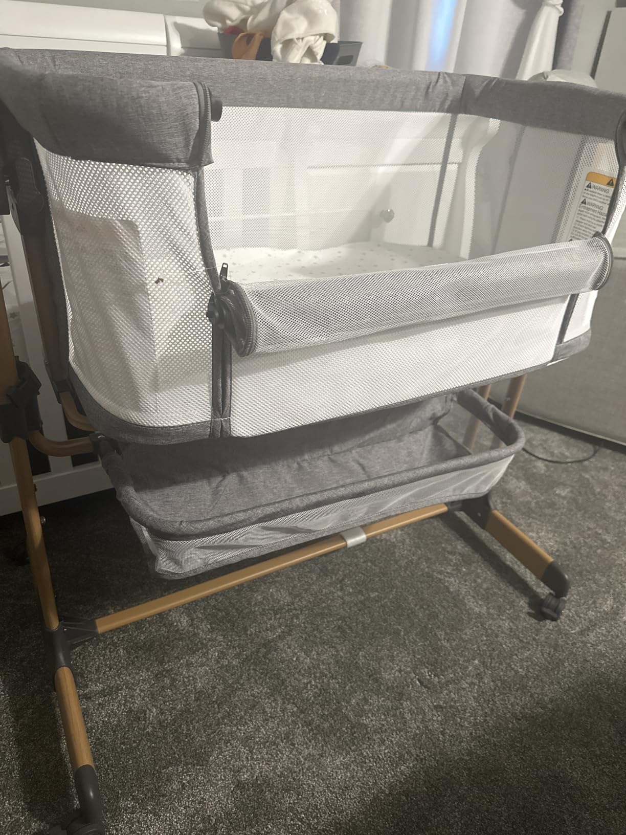 Ezebaby 3-in-1 Rocking Bassinet for Baby Adjustable Baby Bassinets Bedside Sleeper with Wheels Storage Basket and Mesh Sides for Newborn Infant customer photo 2