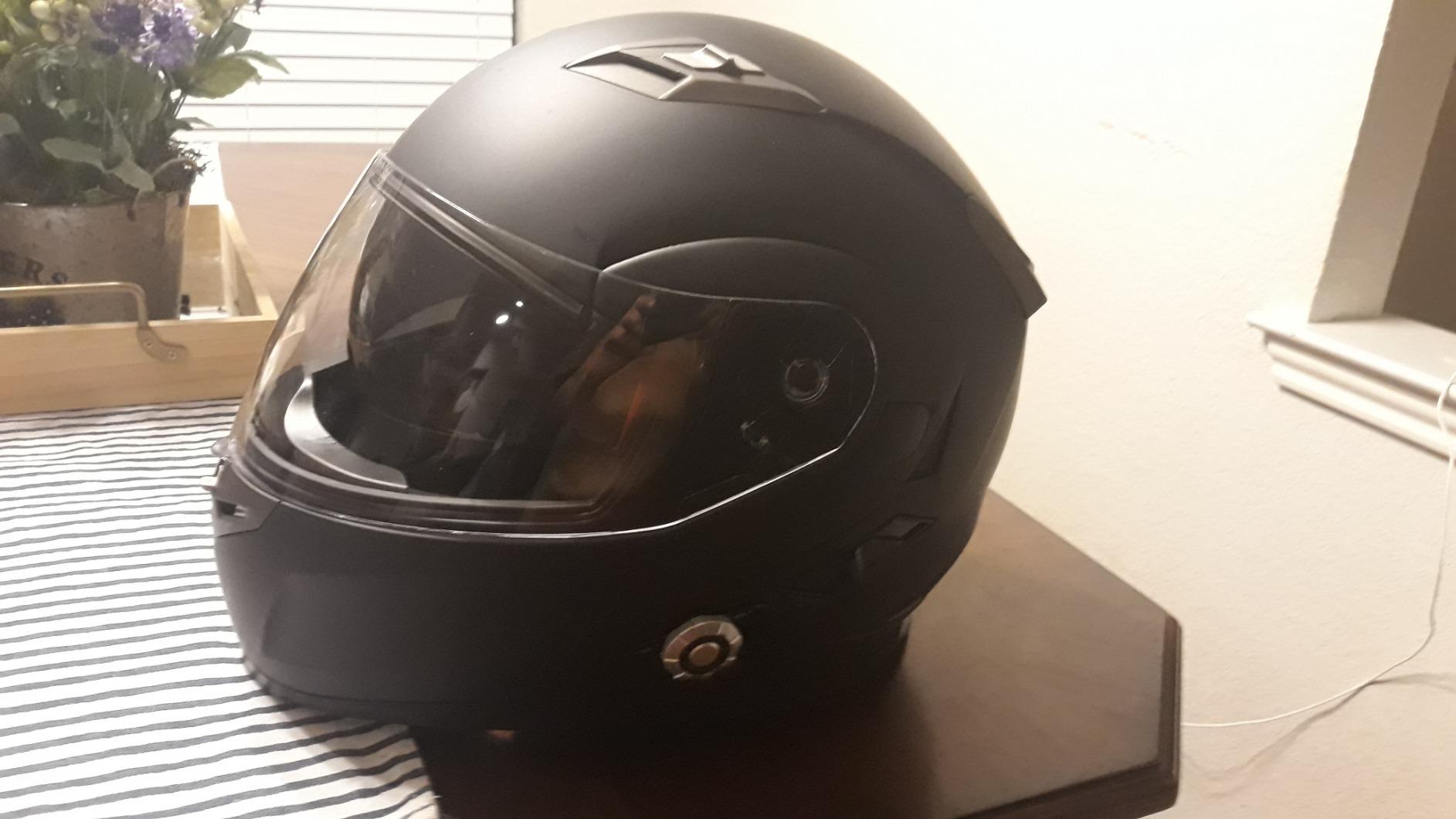 FreedConn BM2-S Bluetooth Motorcycle Helmet, Flip-Up Modular Motorbike Helmet, 500M Connectivity for 2-3 Riders, Voice Dial customer photo 1