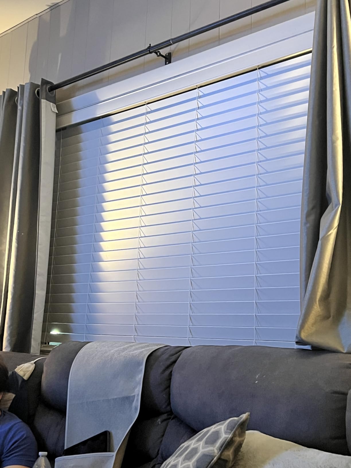 LOTUS & WINDOWARE Cordless Faux Wood Blinds, 36