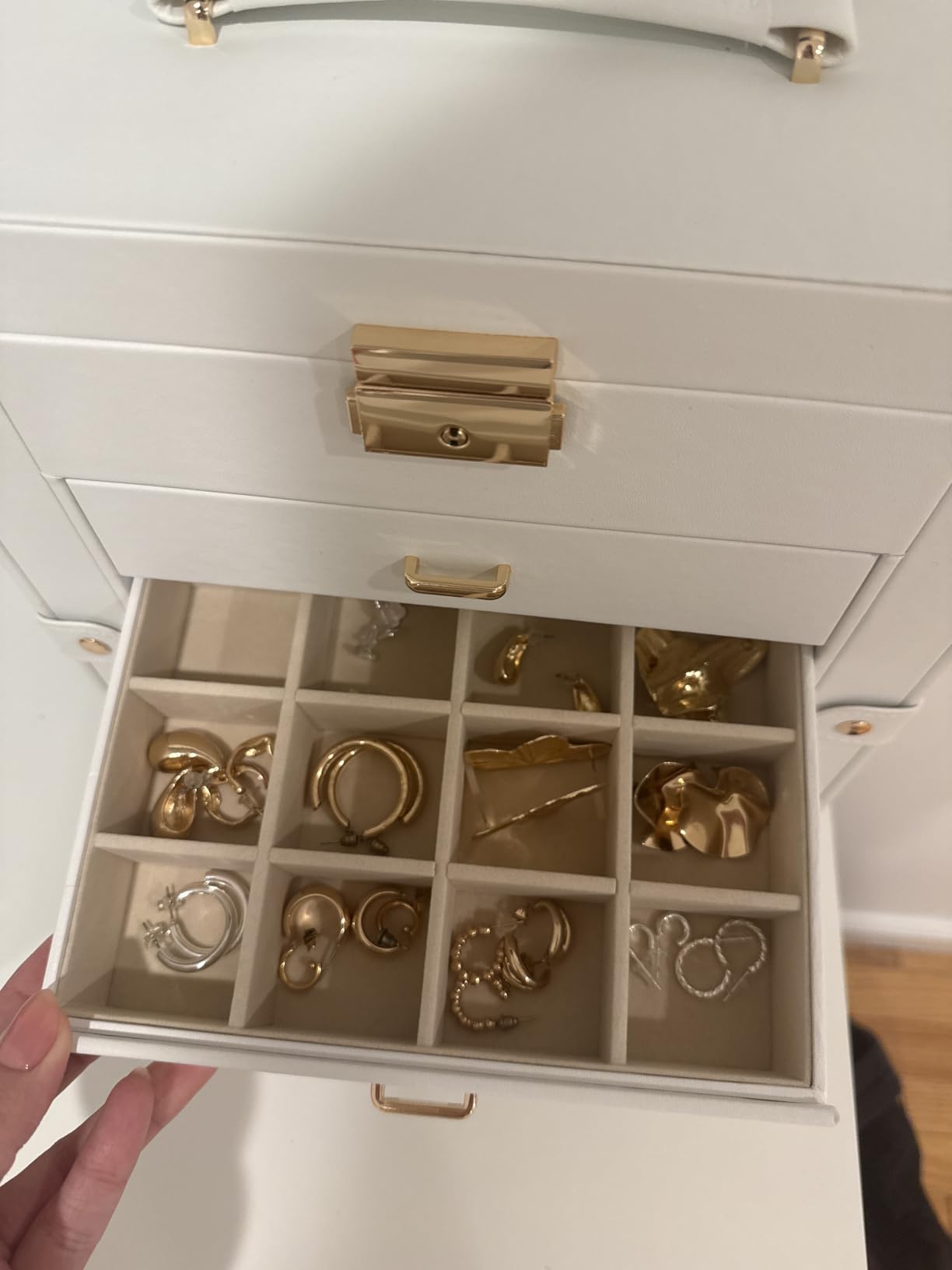 Homde Large Jewelry Box for Women: 5-Layer Organizer with Lock for Dresser | Separated Storage for Necklace Earring Ring Watch to Sort Daily Jewelry - Keep Vanities Tidy - Birthday Gift customer photo 1