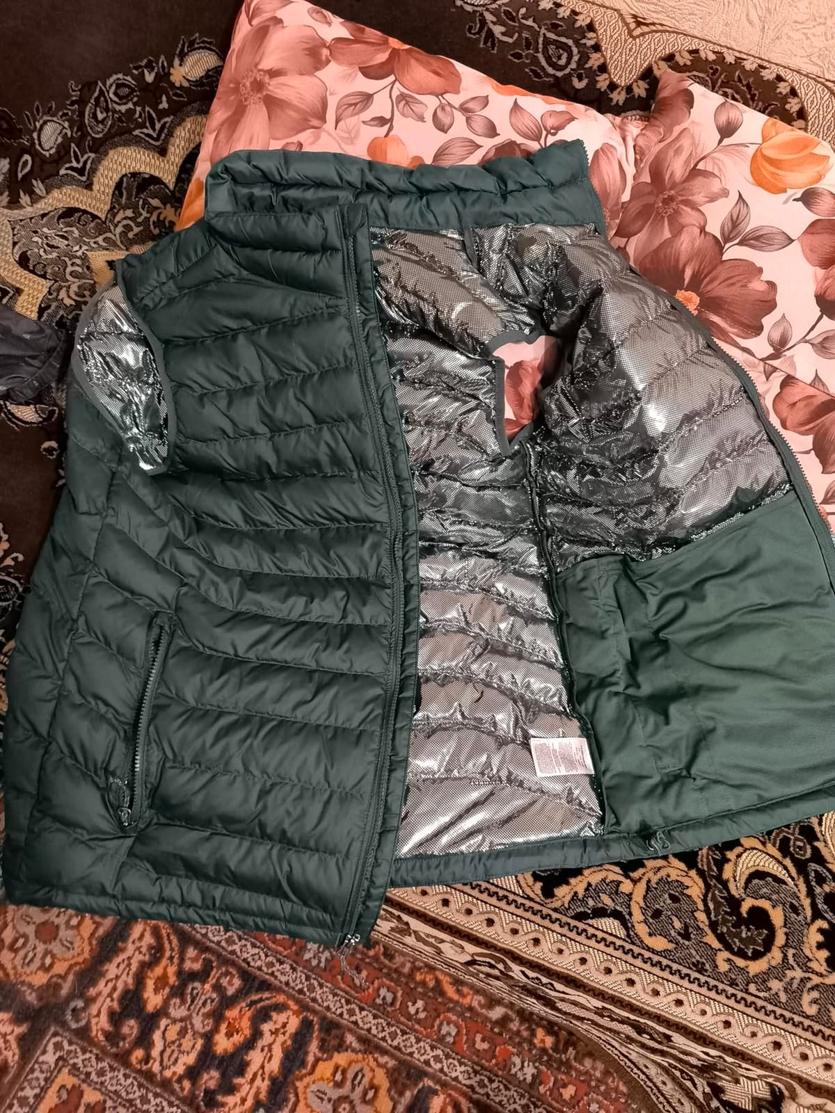 Columbia Men's Powder Lite II Vest customer photo 1