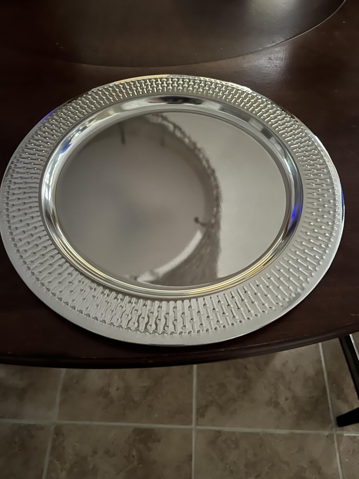 Brightalk 13-Inch Stainless Steel Hammered Charger Plates, Silver Dinner Plate Chargers Set of 6, Round Server Ware customer photo 1