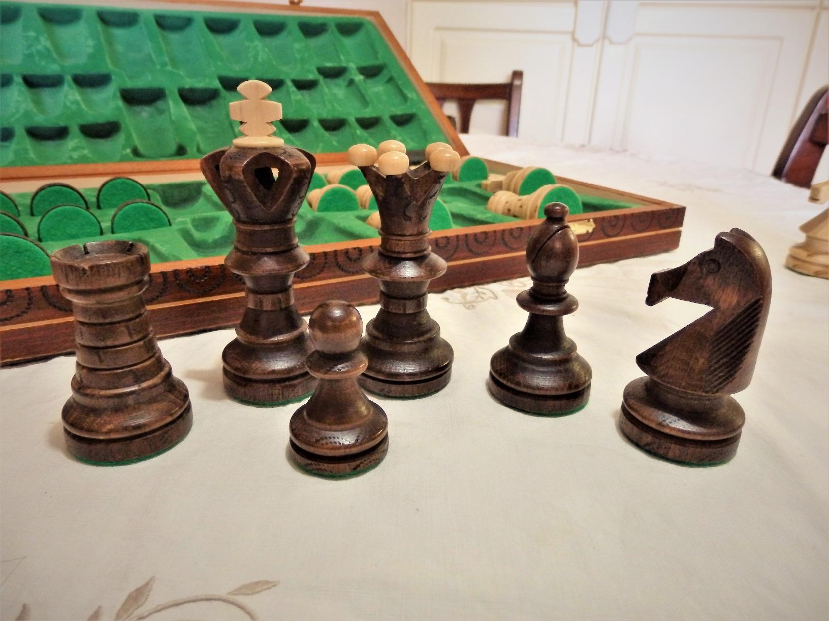 Wegiel Imperator 21-Inch Luxury Wooden Chess Set for Adults and Kids - Handcrafted from Premium Beech and Birch Wood - Unique Folding Design with Chess Piece Storage, Brown customer photo 1