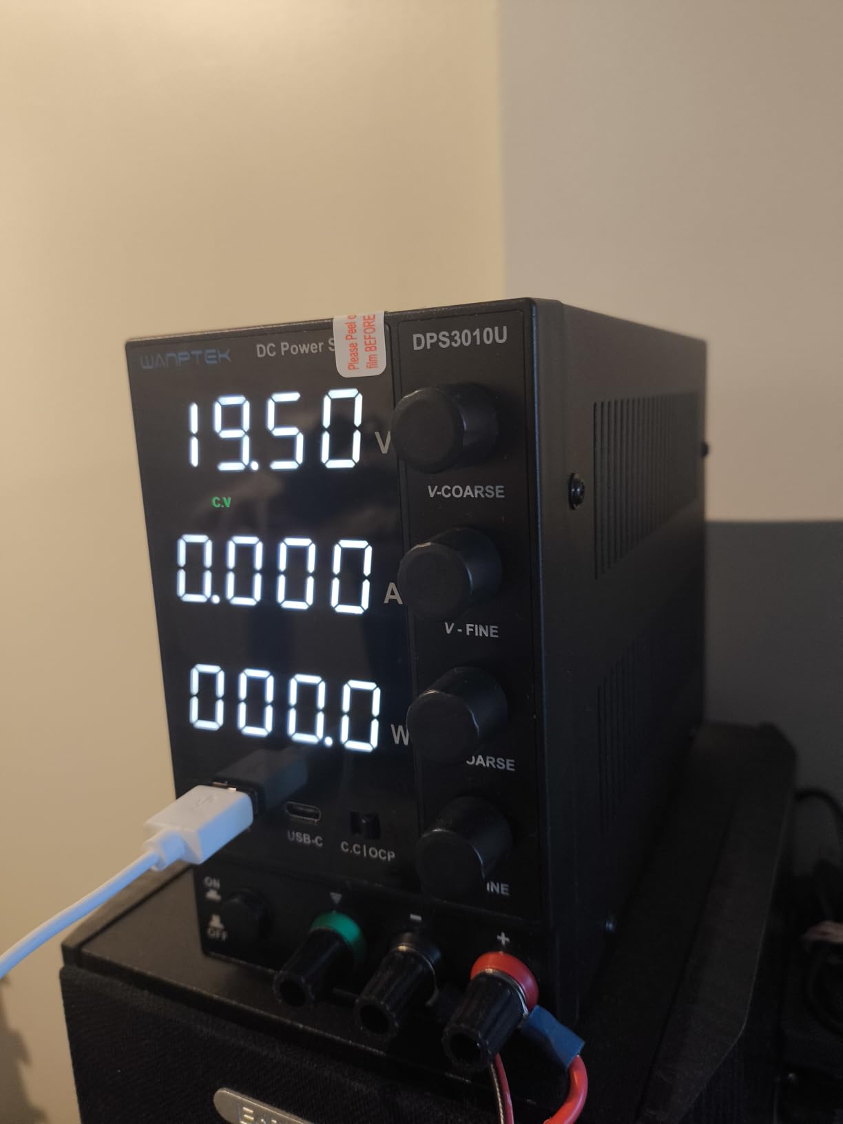 DC Power Supply Variable 0-30V 0-10A, Adjustable Switching Regulated Bench Power Supply with Encoder Coarse & Fine Knob, 3.6A USB & Type-C Quick-Charge, OCP Overcurrent Protection customer photo 1