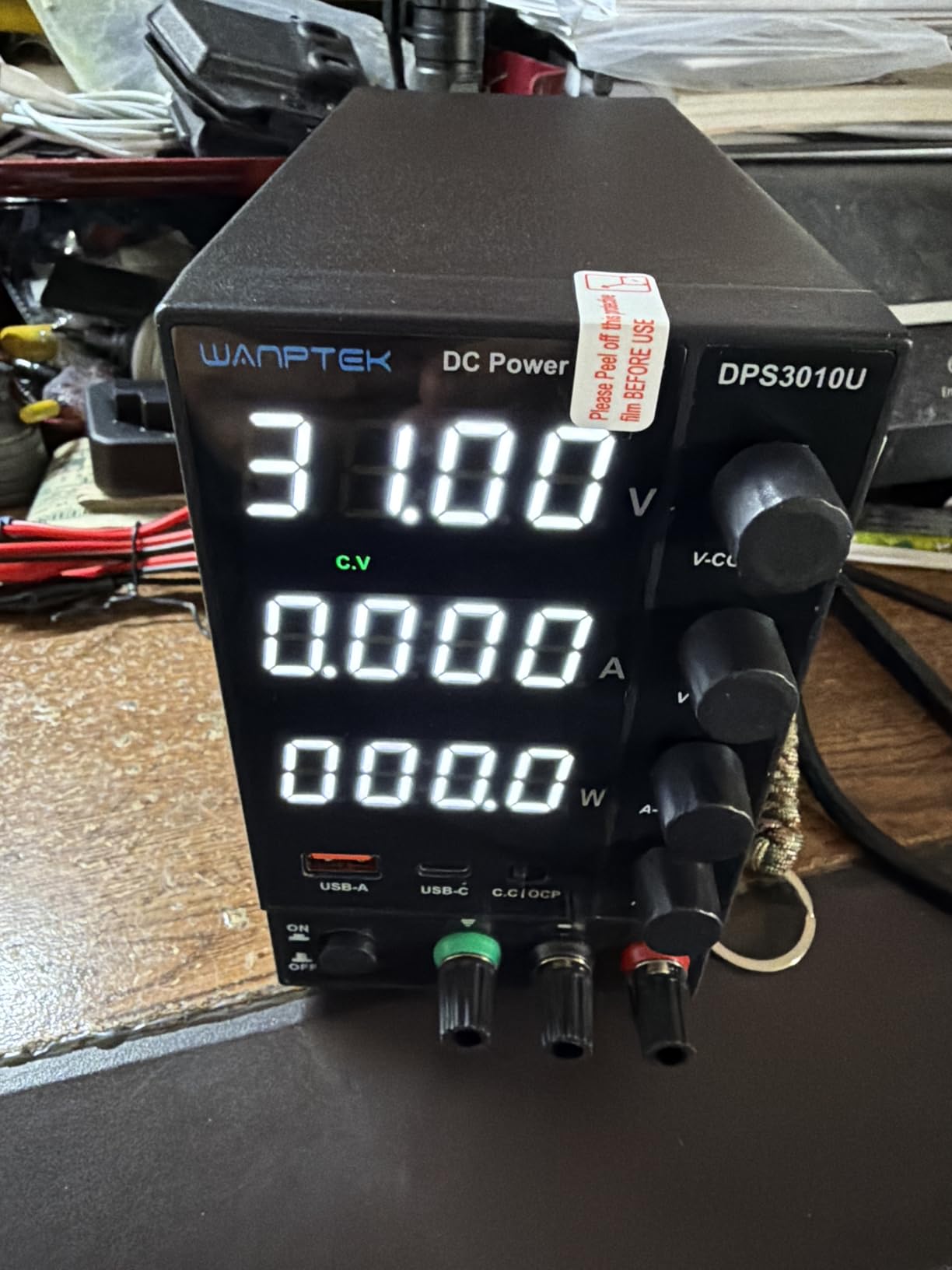 DC Power Supply Variable 0-30V 0-10A, Adjustable Switching Regulated Bench Power Supply with Encoder Coarse & Fine Knob, 3.6A USB & Type-C Quick-Charge, OCP Overcurrent Protection customer photo 2