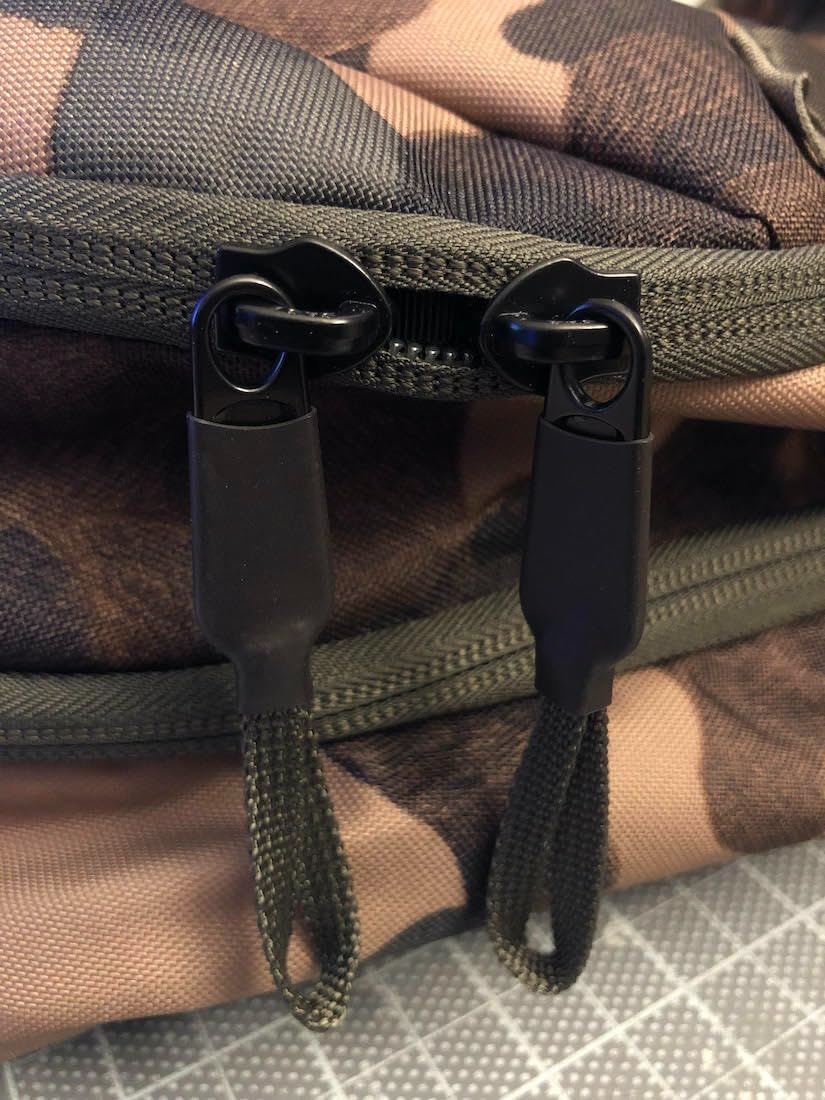 The North Face Vault Everyday Laptop Backpack, TNF Black-NPF, One Size | Commuter Travel Bag, Water-Repellent Finish, Spacious Compartment customer photo 1