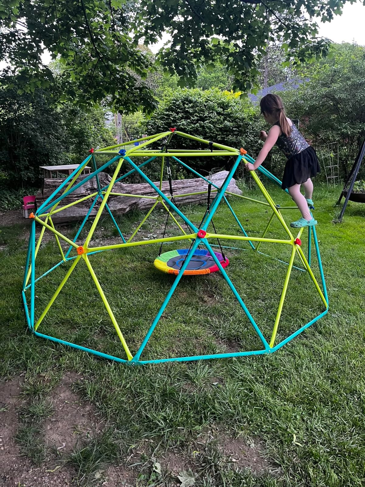 Hapfan 10 ft Climbing Dome Swing Set with Saucer Swing, Jungle Gym for Kids Outdoor Backyard, Supports 800lbs, Easy Assembly, Rust-Resistant Outdoor Playset for Ages 3-8 8-12 customer photo 1