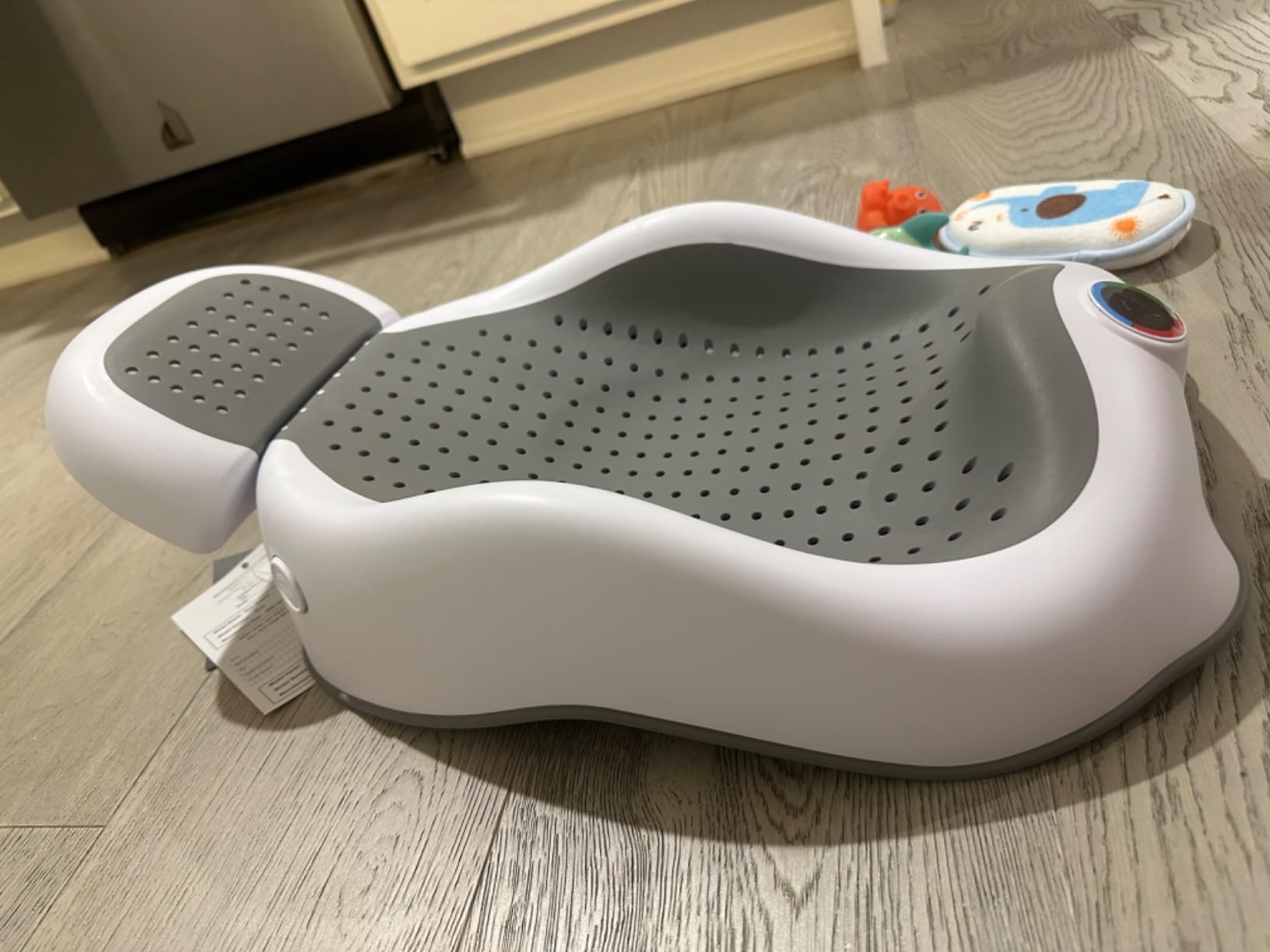 babove Baby Bath Support, Newborn Bathtub, Ideal for Babies Less Than 6 Months Old with Thermometer Baby Bather, Baby tubs for Newborn Essentials Must Haves-Baby tub (Gray) customer photo 2