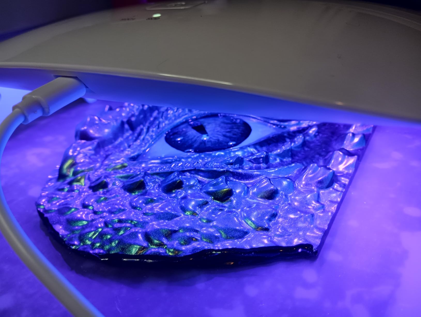 LET'S RESIN UV Resin Light, Portable Curing Lamp, White | Portable UV Resin Lamp Provides a Practical Curing Area for Jewelry Making, Resin Molds and DIY Craft Projects customer photo 2