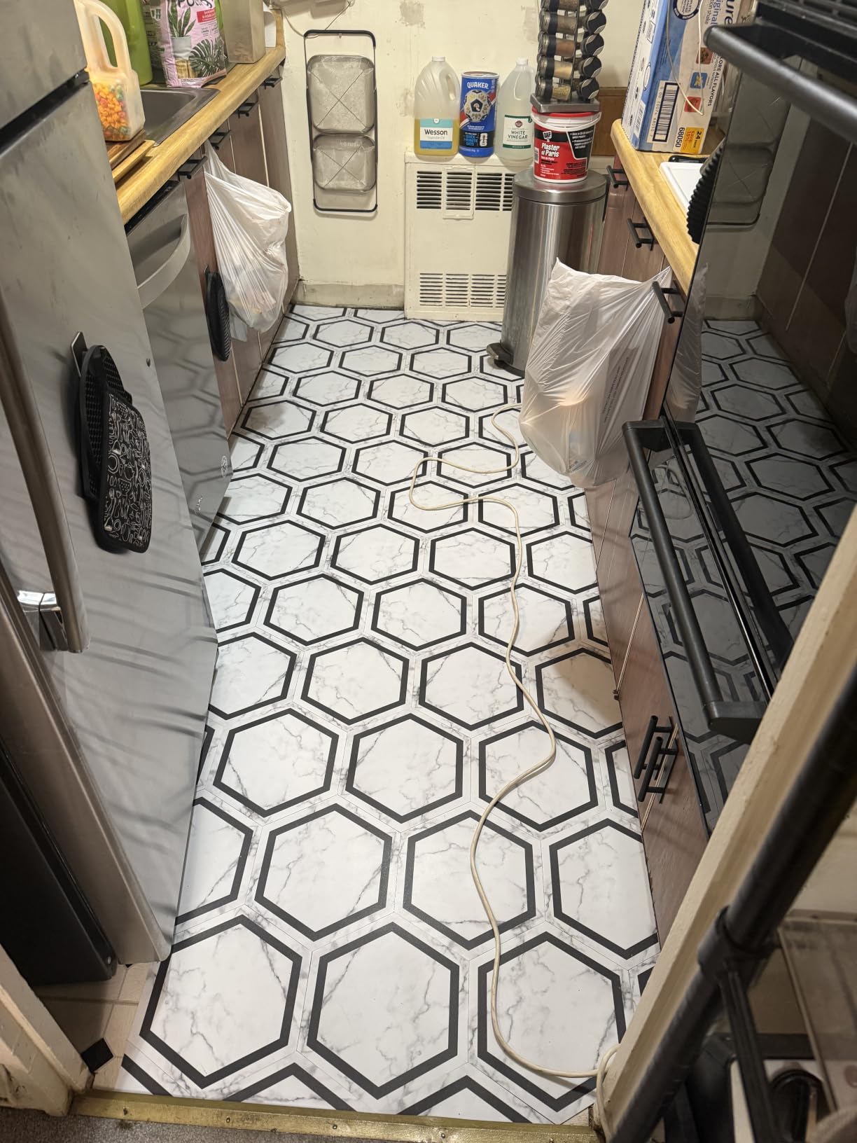 Art3d 30-Pack Hexagon Peel and Stick Vinyl Floor Tiles, White Marble | 11.8