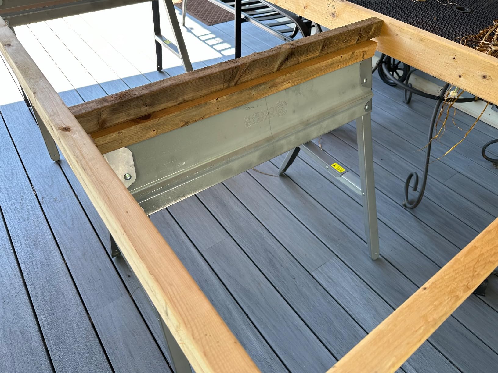 PRO SOURCE Folding Steel Sawhorse: Sturdy Space Saving Design, One Saw Horse, 1000 Pound Capacity, 29