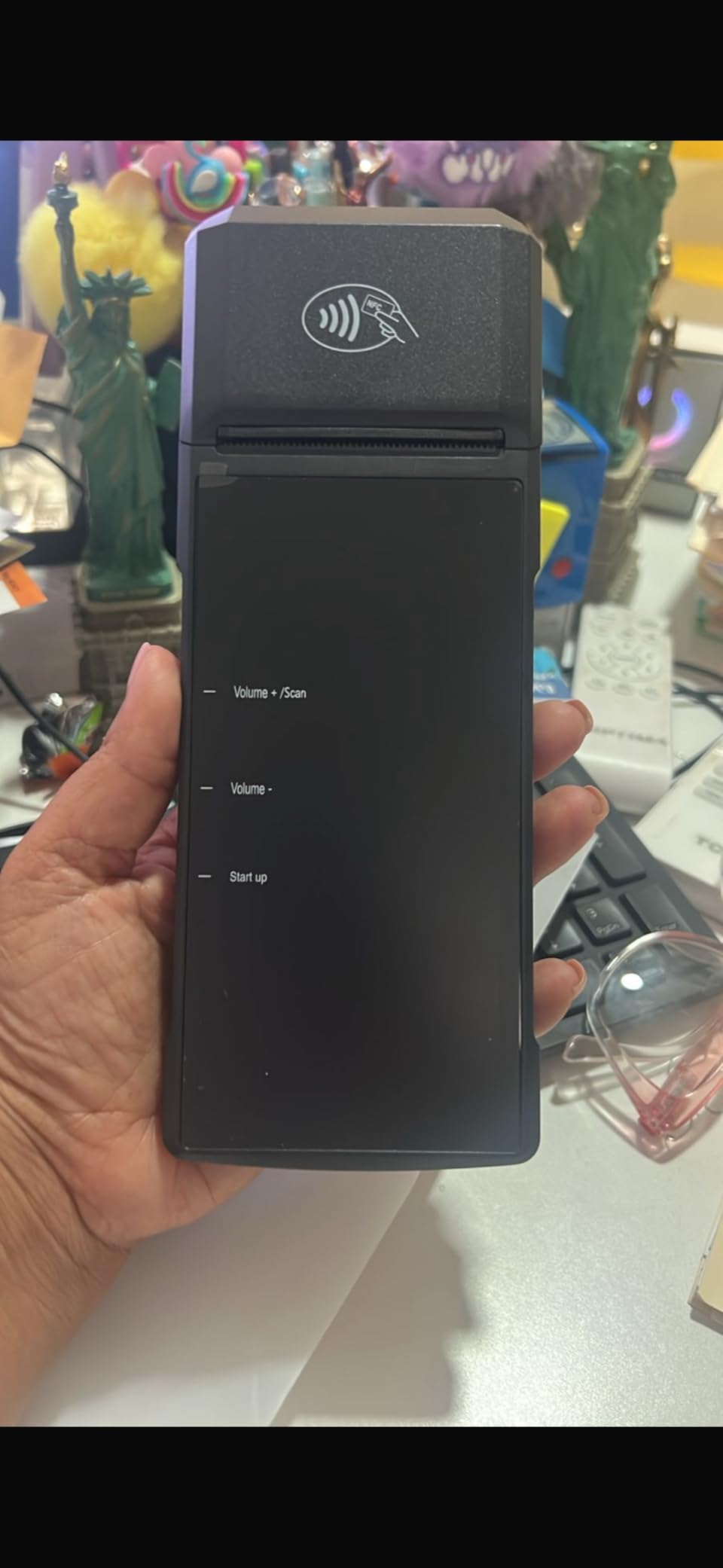 POS Android 14 Receipt Printer Android 14 and 58mm High Speed Thermal Printer 5.5' Touch Screen. Handheld Point of Sale with NFC and 4G Network. 3GB Ram+32GB ROM customer photo 1