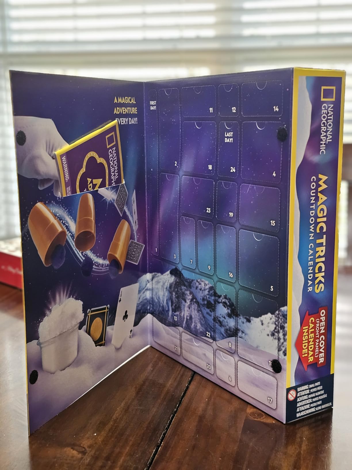 National Geographic 2026 Magic Advent Calendar with 24 Days of Tricks | 24 Days of Magic Tricks and Science Experiments, Holiday Countdown, Performance Props, STEM Activities, Christmas Gift customer photo 2