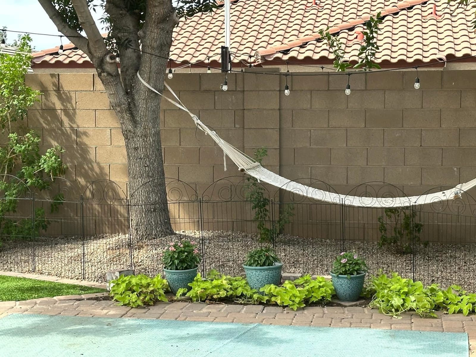 Tall Garden Fence Animal Barrier with Gate, 40 in(H) 12 Panels Garden Fences and Borders for Dogs, Dog Fence Outdoor for Yard, Total Length 26.2 Ft Metal Temporary Fencing customer photo 2