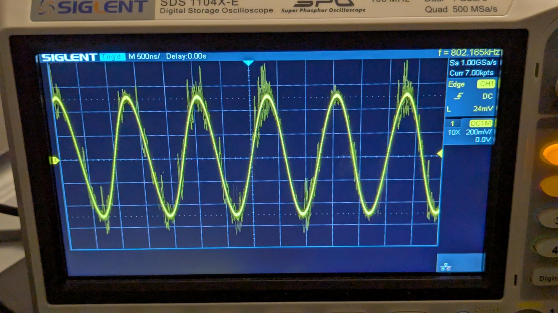 OWON Waveform Generator, 60MHz Bandwidth, 300MSa/s Sampling Rate, 14 bits Vertical Resolution, 8K Waveform Length, 5 Basic Waveforms, 160 built-in Arbitrary Waveforms, with 3.6IN LCD Display DGE1060 customer photo 1