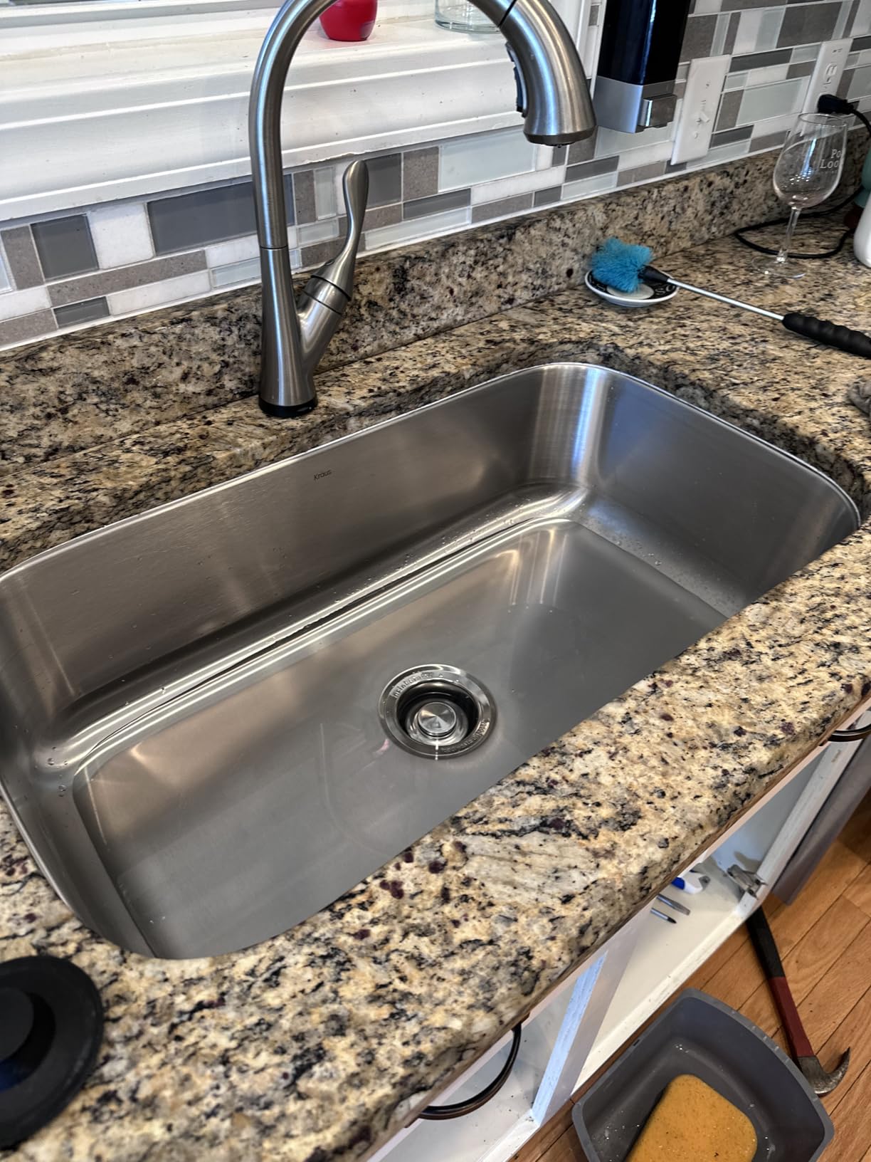 KRAUS Stainless Steel 32 in 18 Gauge Undermount Kitchen Sink KBU44 | Rear-set drain, rounded corners, NoiseDefend soundproofing customer photo 1