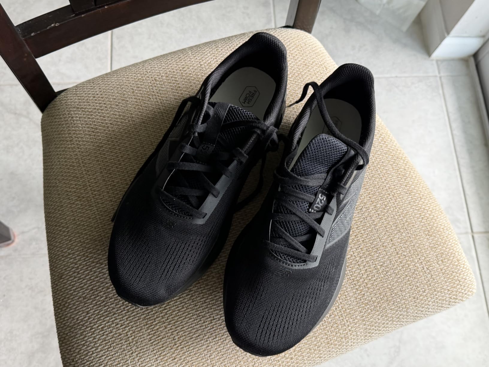 Men's Fresh Foam 520 v9 Running Shoe customer photo 1