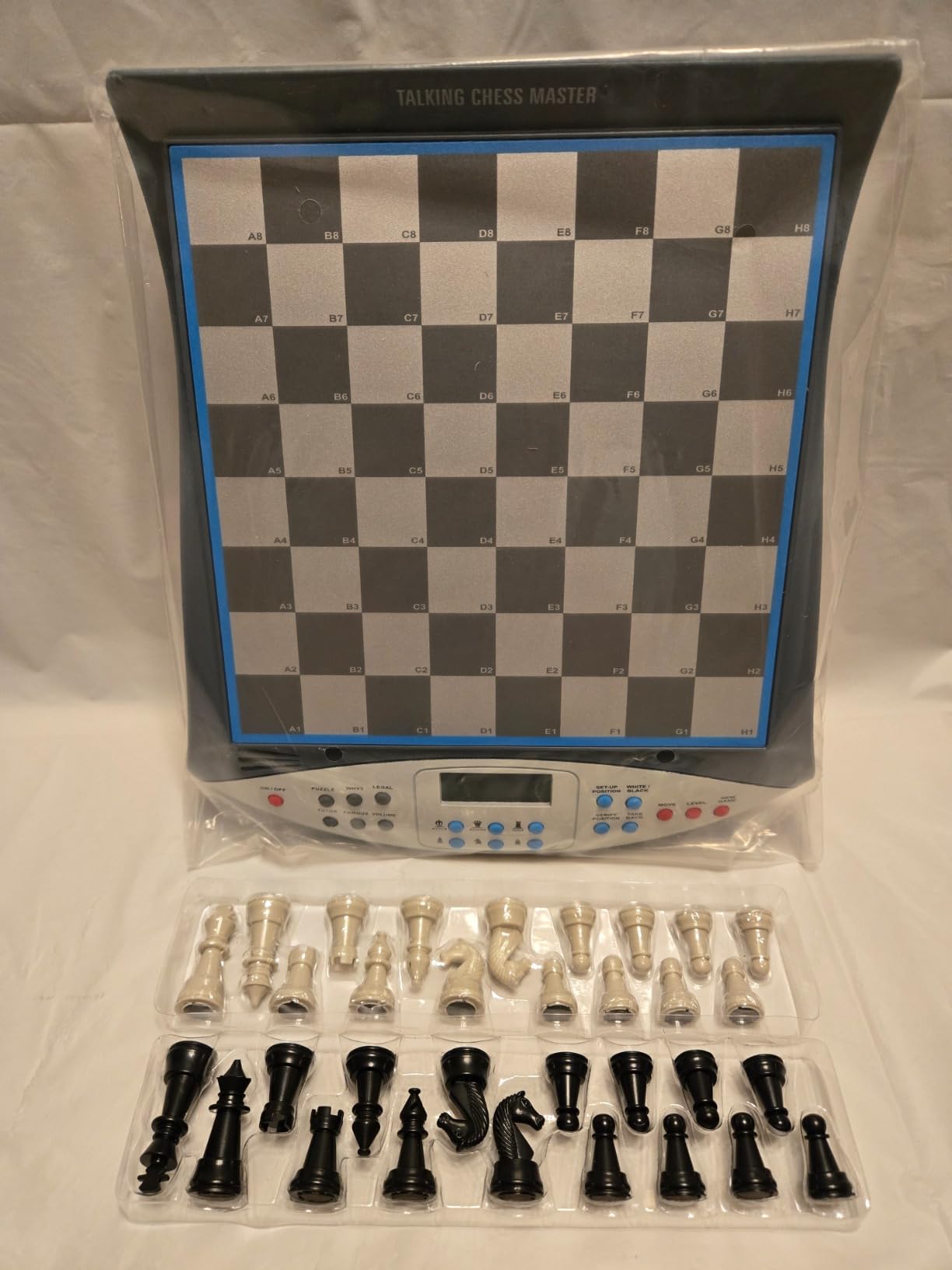 Talking Chess Master Electronic Chess Set with 2000 ELO Rating customer photo 1