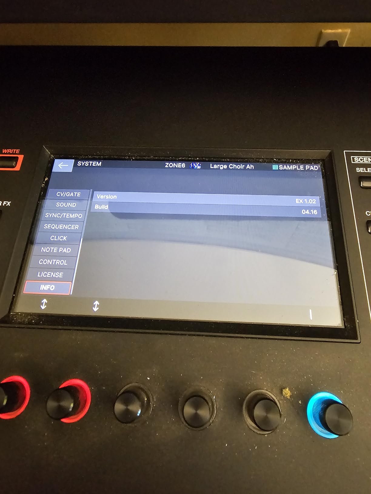 Roland FANTOM-08 88-Note Weighted-Action Synthesizer Keyboard | Thousands of Electronic & Acoustic Sounds | ZEN-Core & SuperNATURAL Technologies | Deep Onboard Sampling | DAW Integration customer photo 2