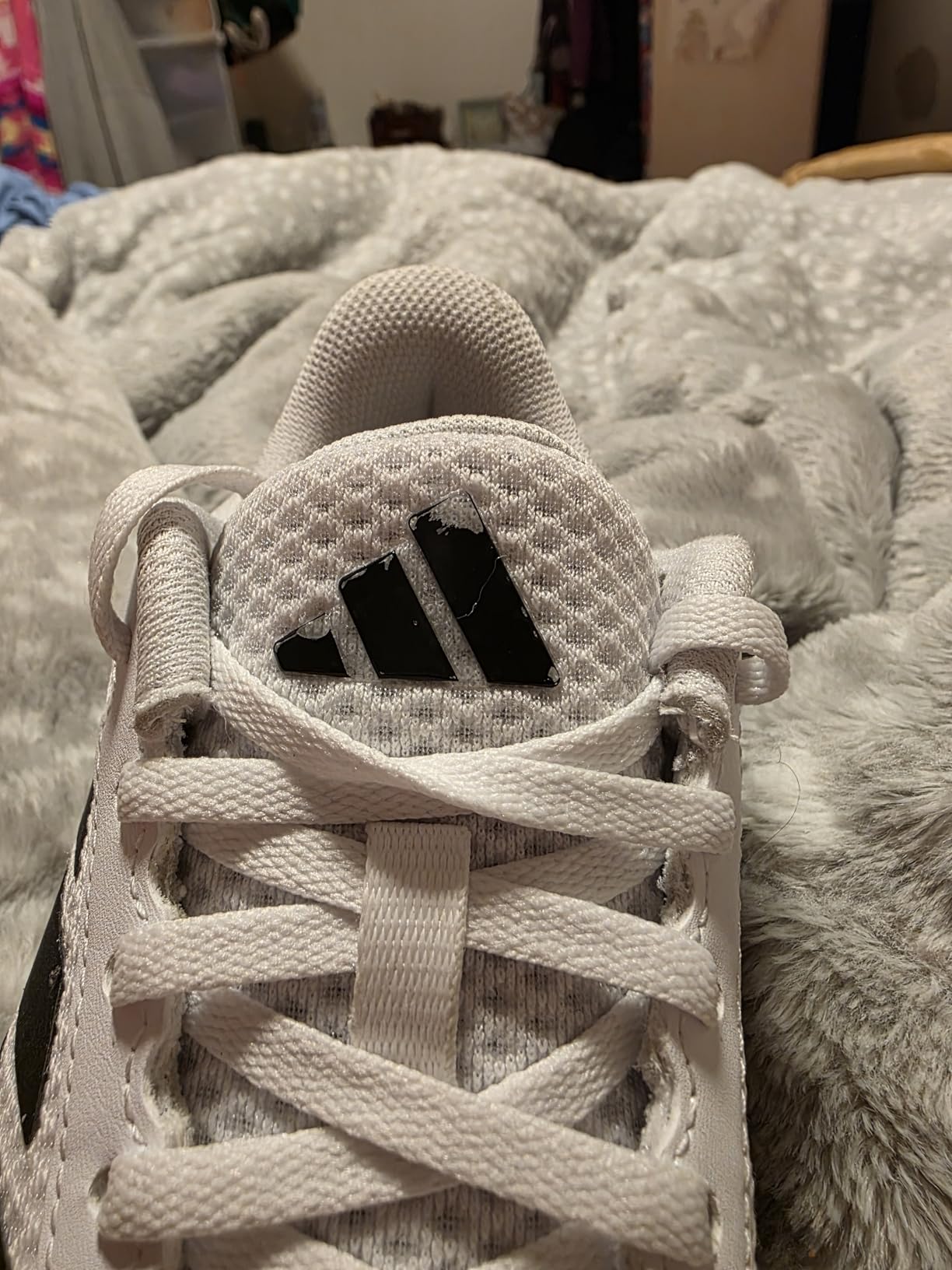 Womens Ligra 8 Indoor Shoes customer photo 2