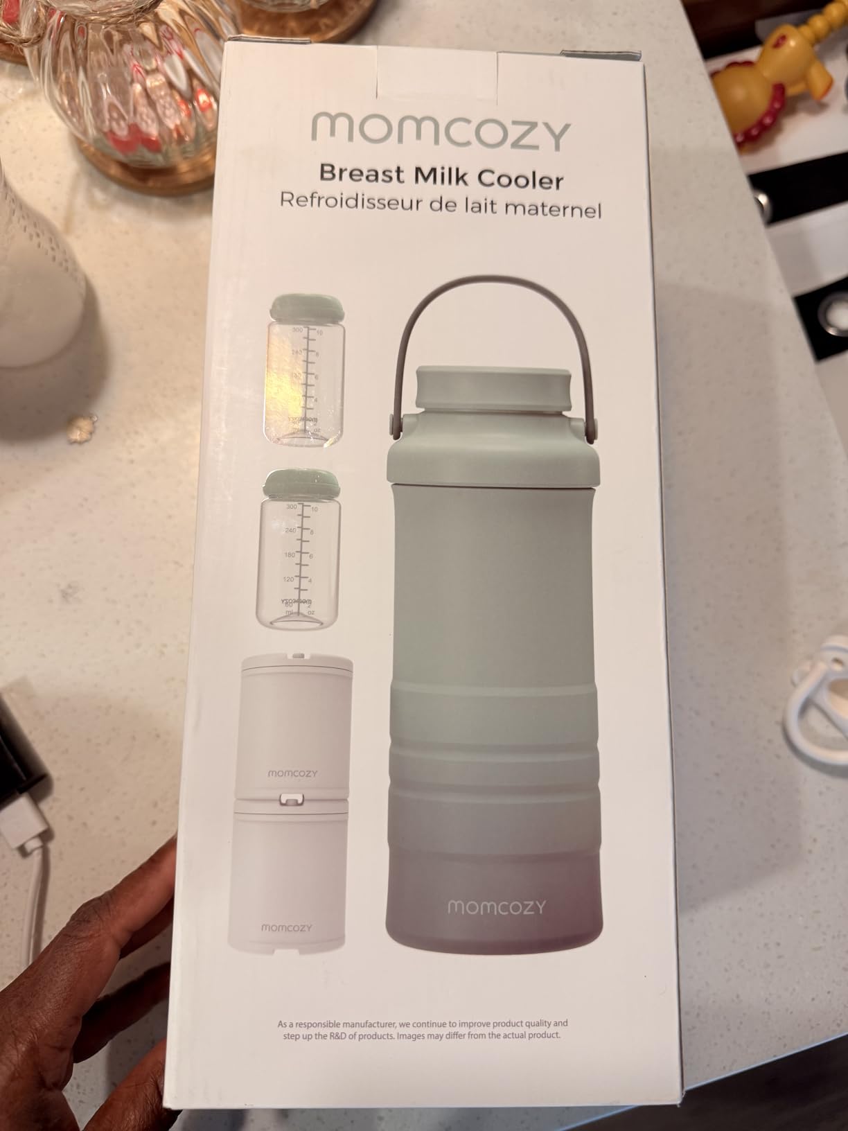 Momcozy 22oz Portable Breastmilk Cooler for 24H Outdoor, Newborn Essentials | 24 Hours & 360° Surrounded Cooling, 2 Extra Baby Bottles for Better Storage, Life Saver for Working Mom, Hassle-Free Cleaning customer photo 1