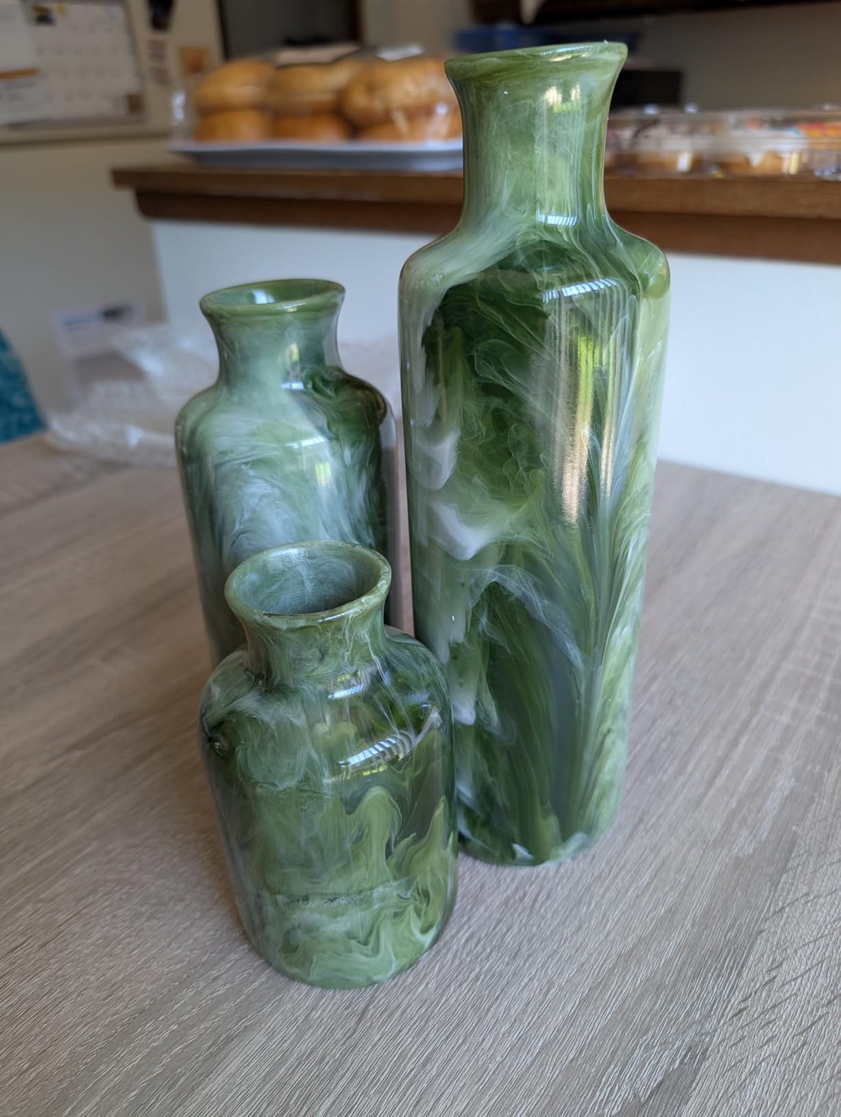 YMXYJM Resin 3 Piece Decorative Vase Set, Sage Green Farmhouse Home Decor | Rustic Vase Set of 3 Centerpiece, Mantel and Shelf Decor. Boho Style Vases for Kitchen Counter, Bedroom, Office, Living Room customer photo 1