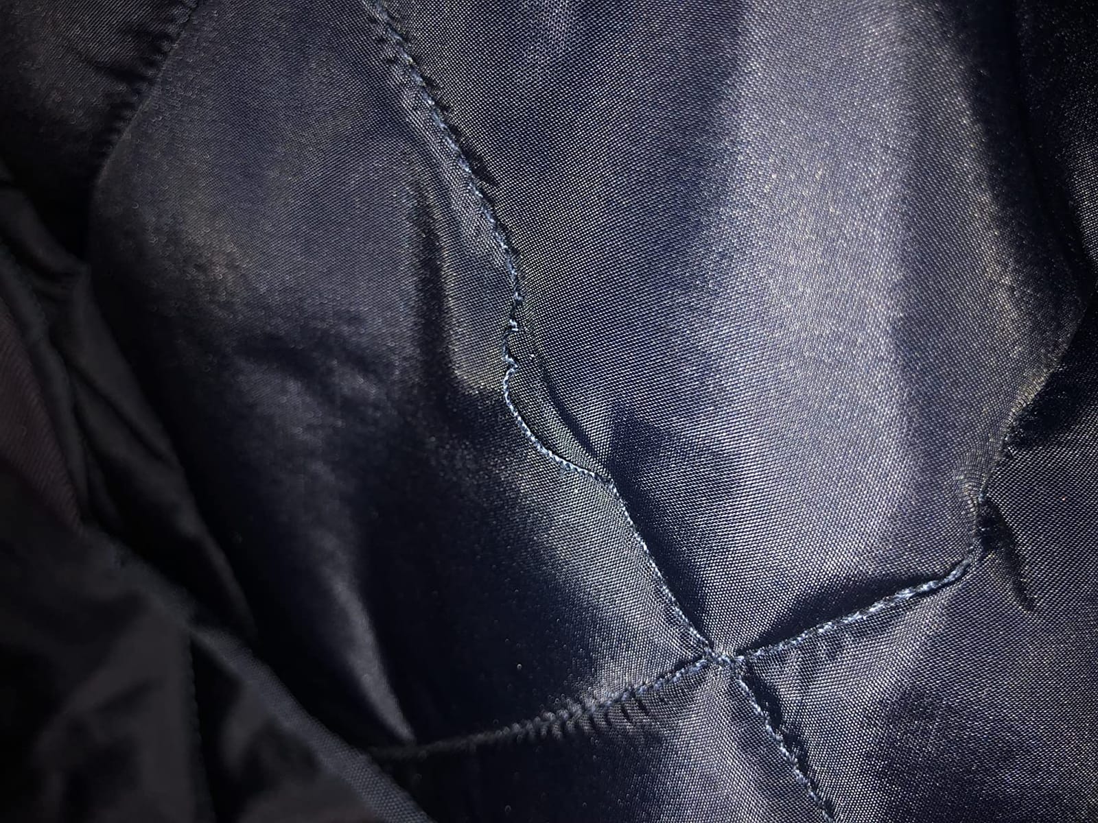 Men's Water Resistant Diamond Quilted Nylon Jacket customer photo 2