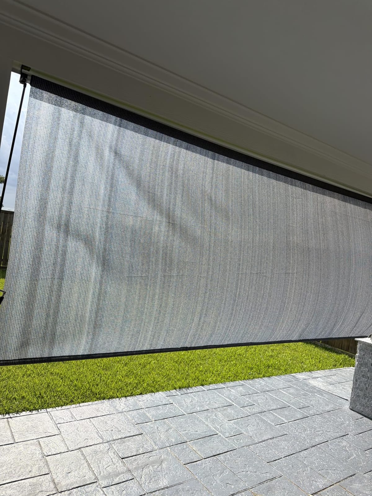 Amagenix Outdoor Roller Shade 8'(W) X 8'(H), Exterior Cordless Patio Shades Roll Up Outdoor Blinds with 90% UV Protection, Two-Section Poles with One-Piece Fabric, Grey customer photo 2