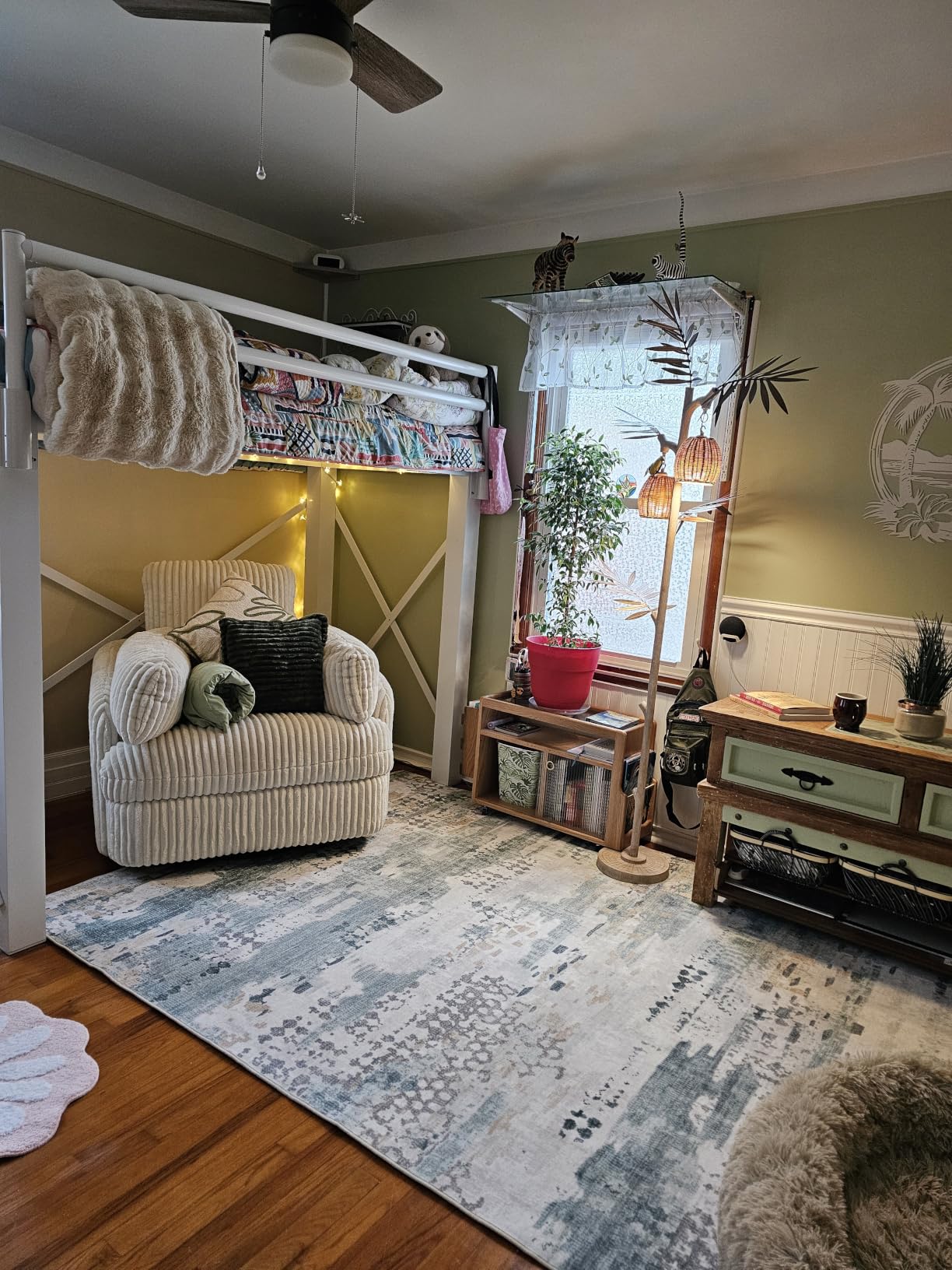 Signature Design by Ashley Tie-Breaker Cozy Contemporary Manual Press-Back Swivel Glider Rocker Recliner with 2 Bolster Pillows and Hidden Storage, White customer photo 2