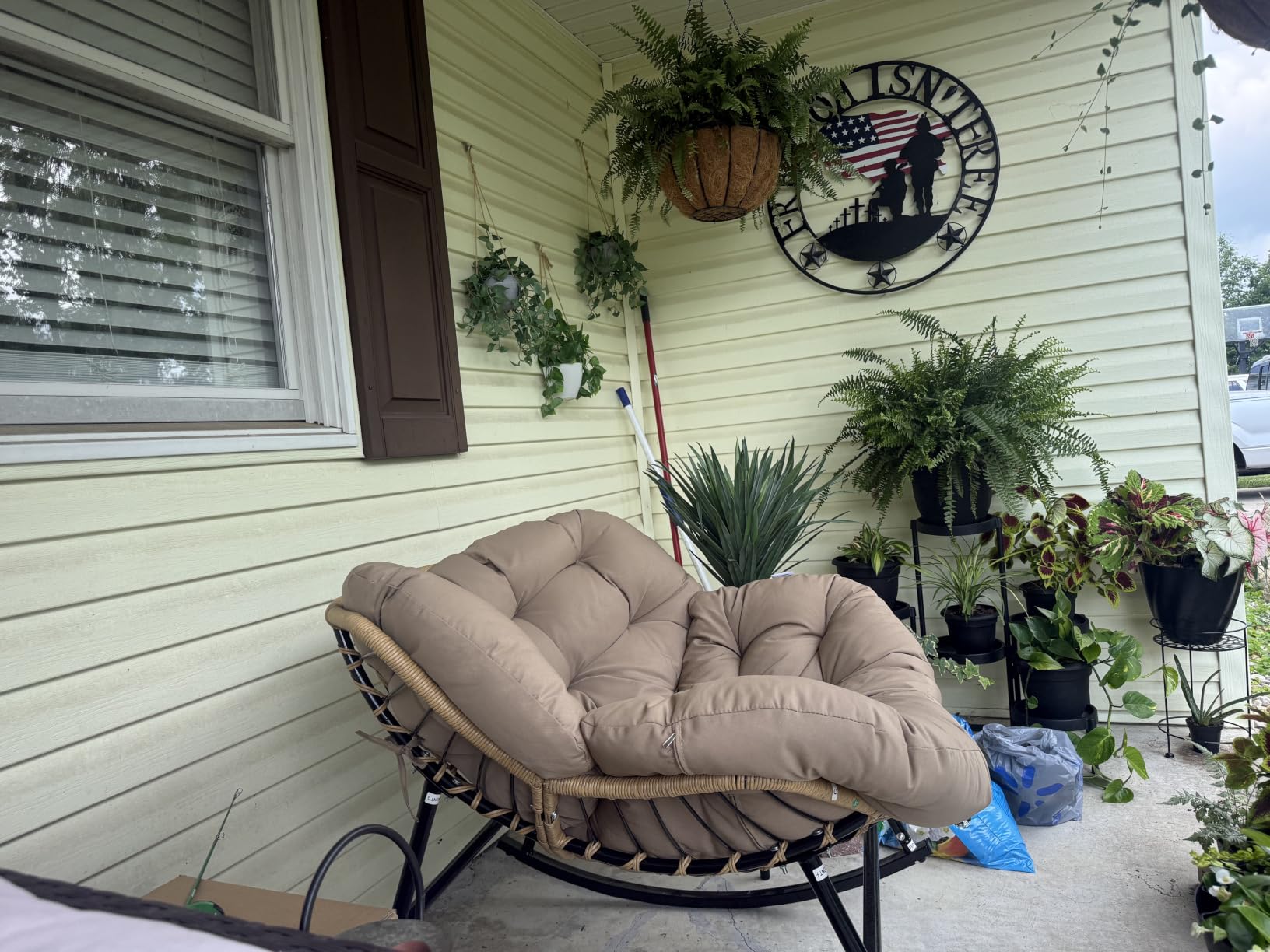 BULEXYARD Outdoor Papasan Rocking Chair, Oversized Egg Patio Lounge Chair | 450 Lbs Capacity, Large Size, Brown Rattan Frame with Thick Cushion, Comfy Egg Rocker Chair for Outside Bedroom Garden customer photo 1