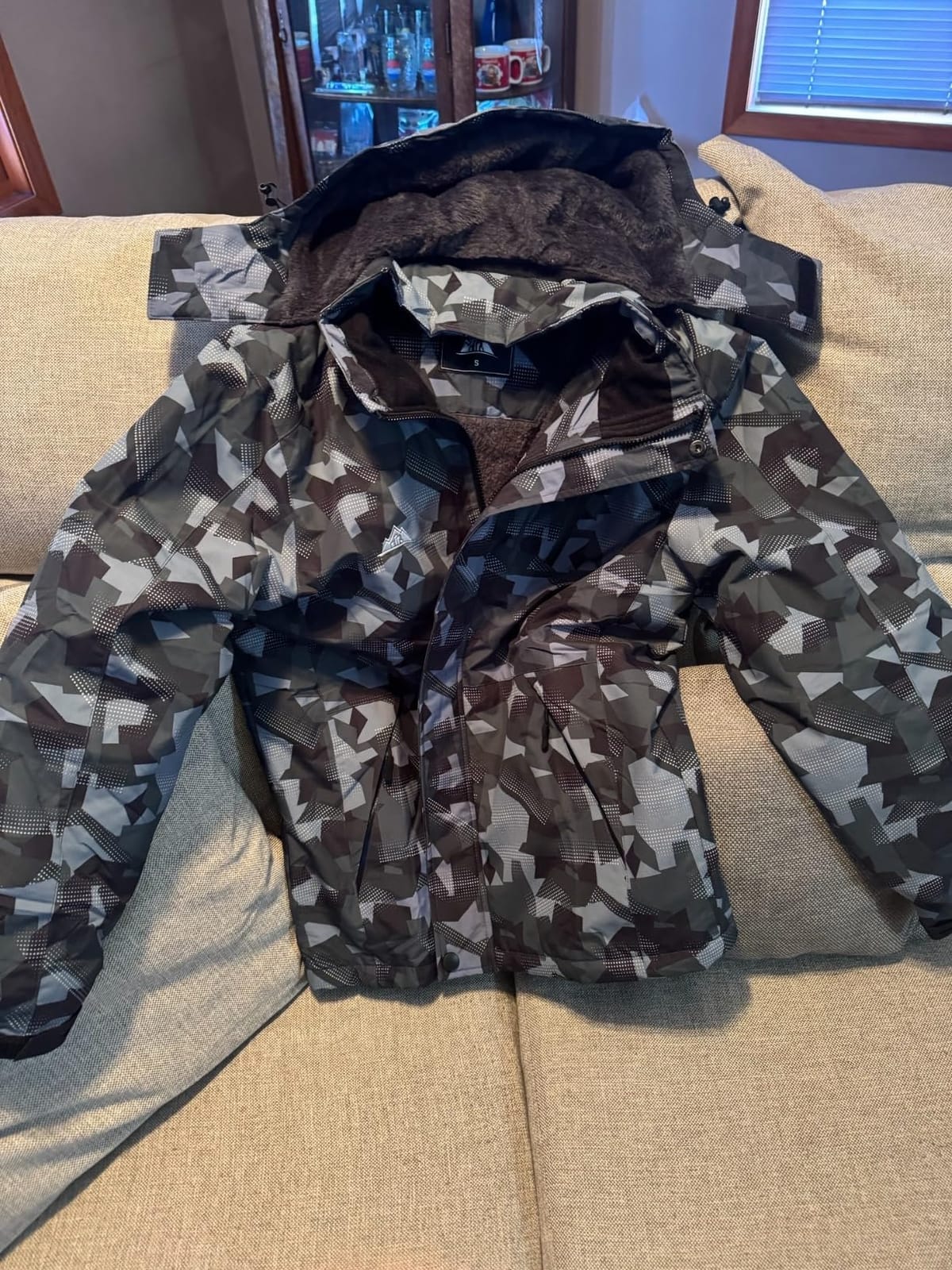 Men's Mountain Winter Coat customer photo 1