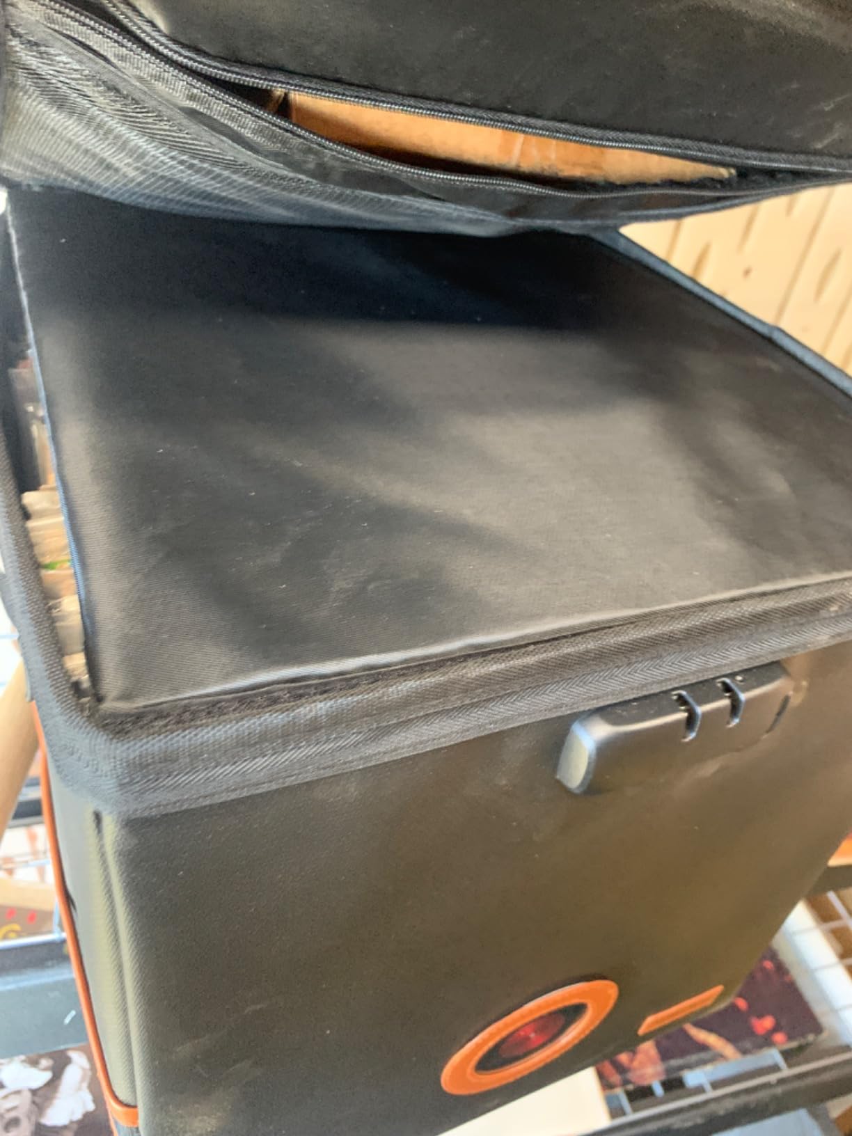 Vintage Vinyl Record Storage Box with Lock, Fireproof & Water Resistant Holds 100+ Records, 7/10/12 Inch customer photo 2