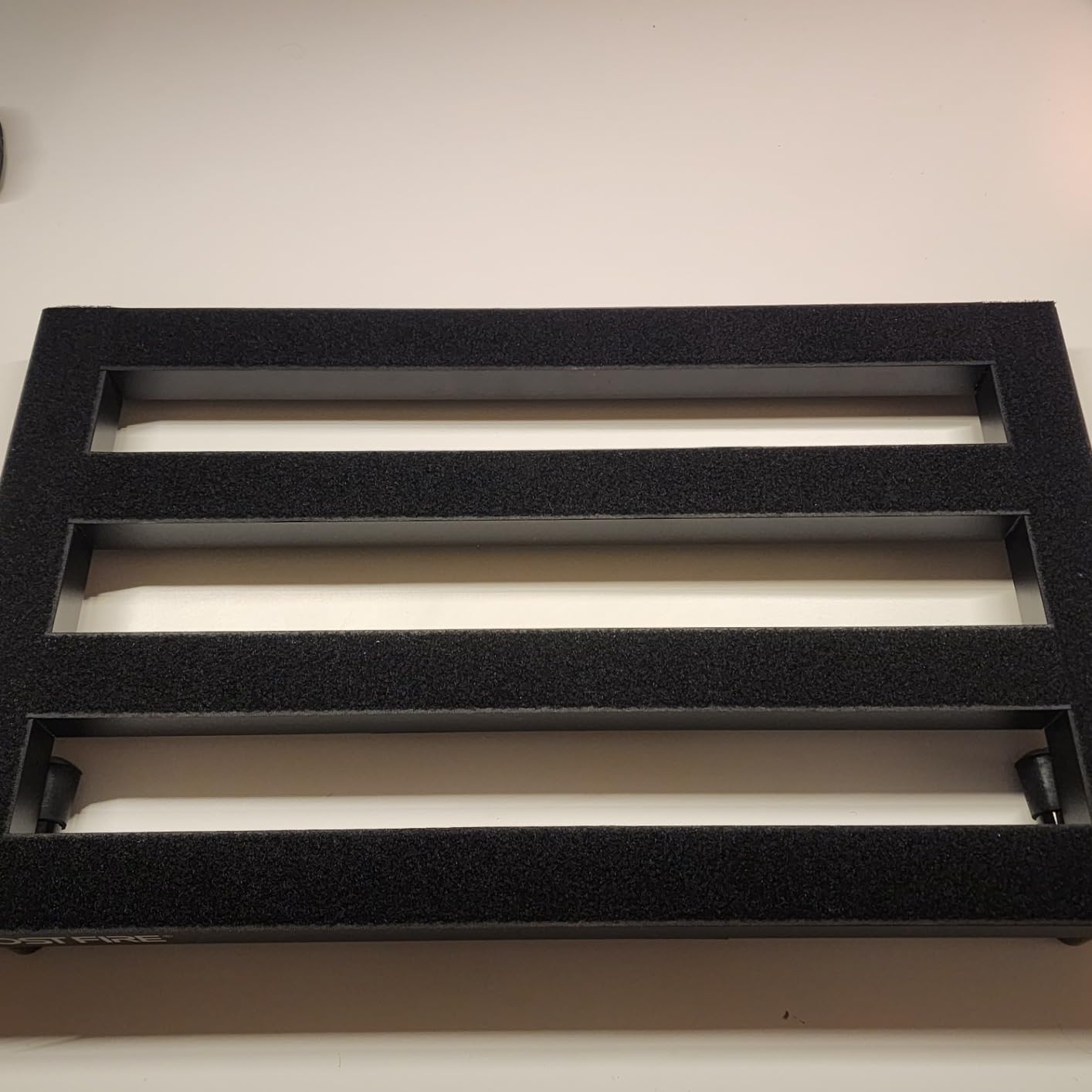 Ghost Fire Medium Portable Powered Guitar Pedal Board Aluminum Alloy 1.76lb Super light Foldable Effect Pedalboard 19.8''x11.5'' with Carry Bag, SPL-04 and Power Supply GS10-SE customer photo 1