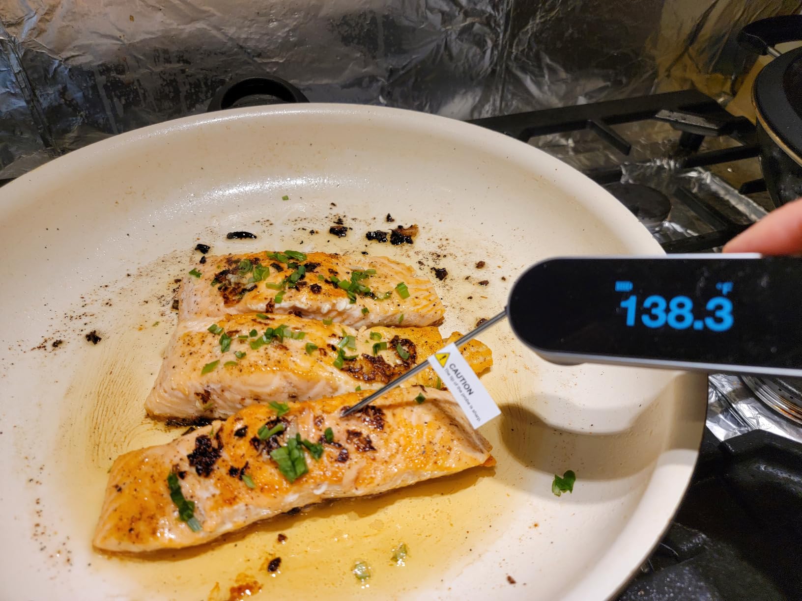 Typhur InstaProbe Core 0.5 Second Instant Read Meat Thermometer Digital | Readable Display in Sunlight | NIST Certified ±0.5°F Accuracy| IP67 Waterproof | Grill, BBQ, Cooking, Smoker, Brewing customer photo 2