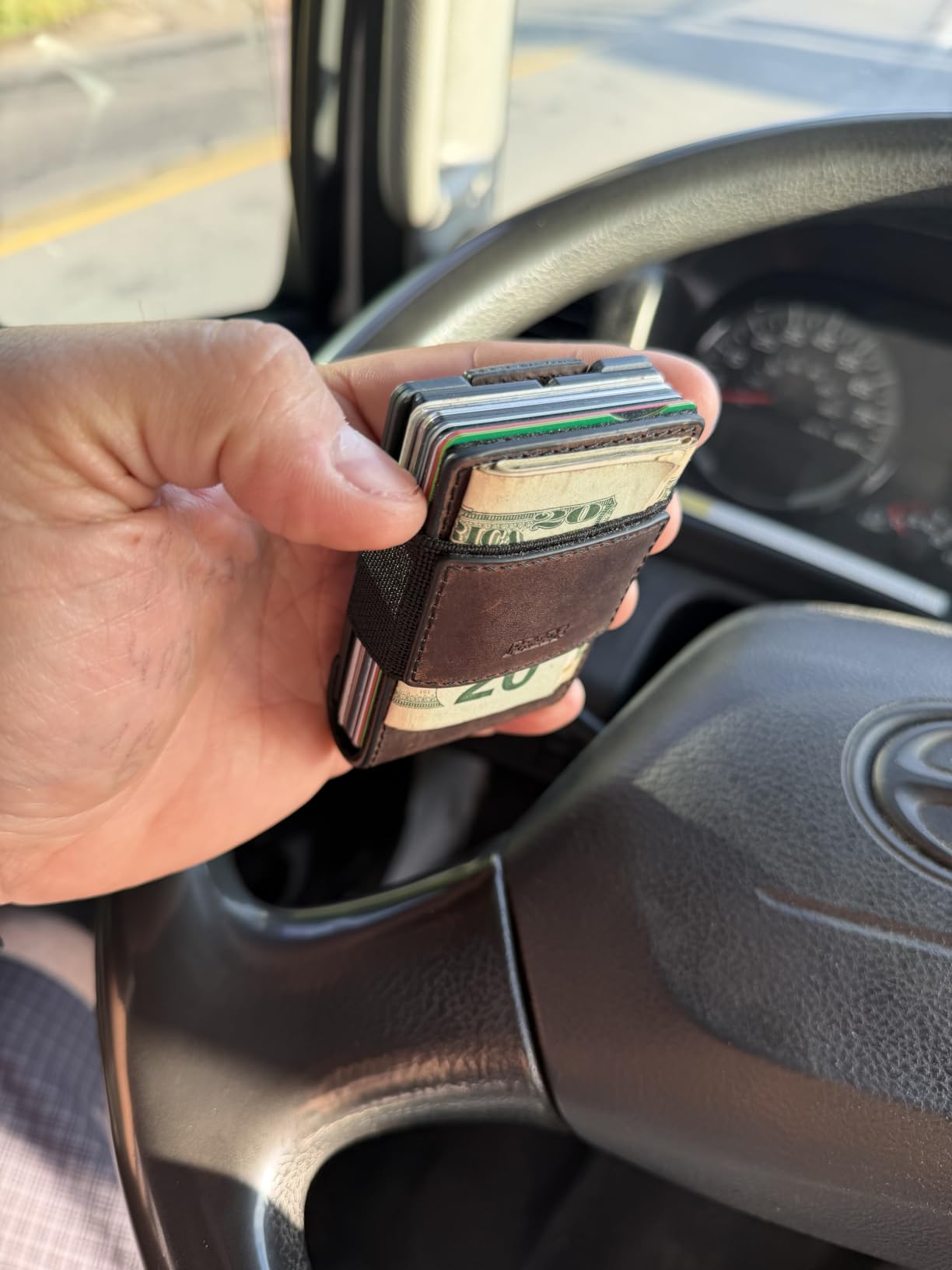 Slim Minimalist Wallets for Men | Leather & Metal | RFID Wallet customer photo 1