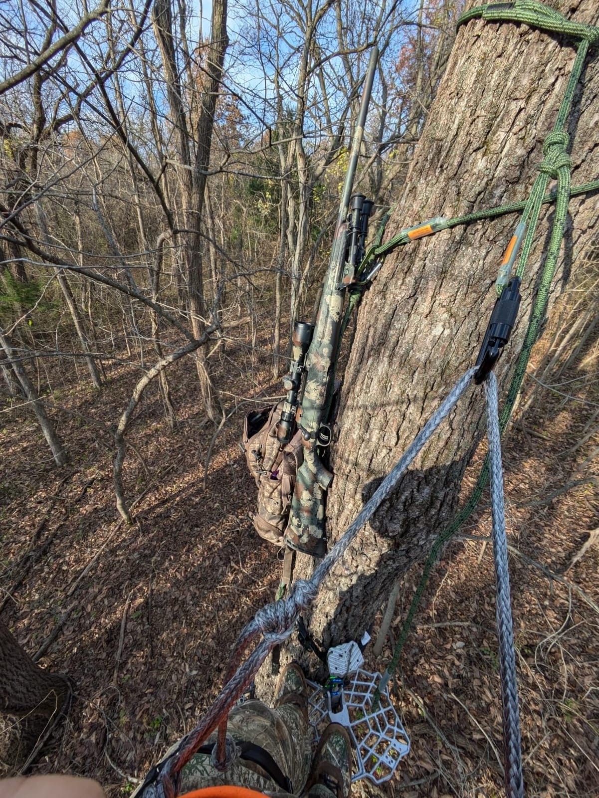 XOP Mutant Lightweight Packable Comfortable Hunting Tree Saddle - Medium customer photo 1