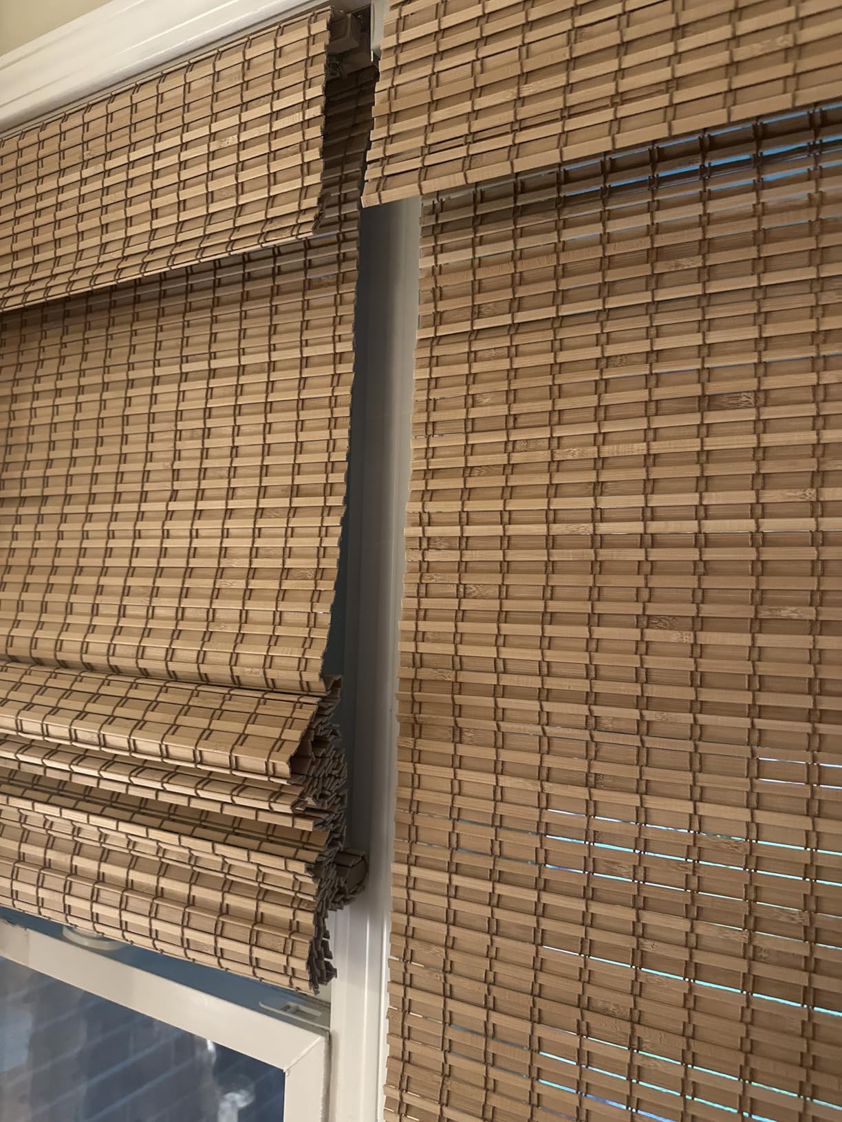 SEEYE Cordless Bamboo Roman Shades, Blackout Natural Bamboo Blinds for Indoor Windows, Roll Up Blind Privacy Shade for Home, Office, Door, UV Resistant & Easy to Install, 30