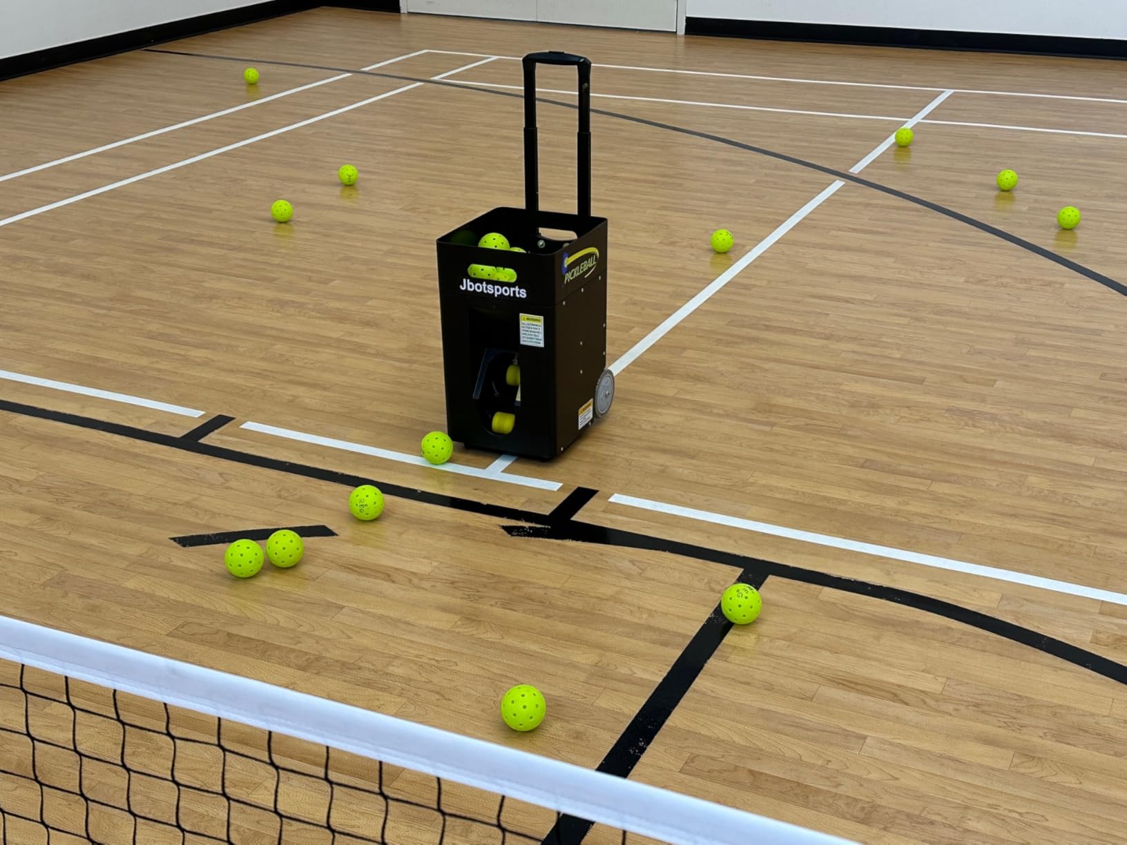 JP02 Portable Pickleball Machine - Swing,Spin Multiple Serve Modes Pickleball Trainer,Ball Thrower for Practice,Adjustable Speed, Elevation, and Frequency Pickleball Launcher customer photo 1