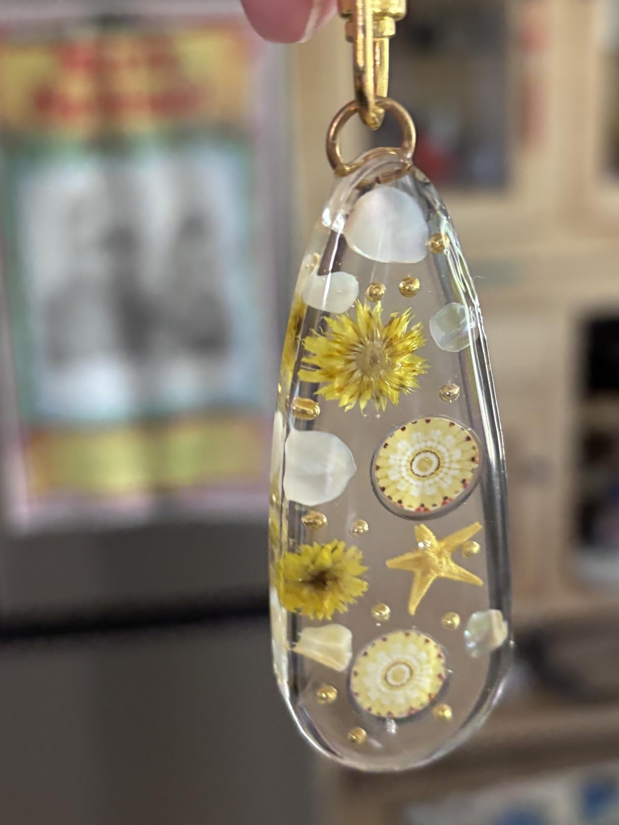 LET'S RESIN Cordless UV Resin Lamp, Rechargeable, 2-Hour Battery | Foldable lamp has adjustable height, a large curing area and up to 2 hours of battery life for cordless resin work customer photo 1