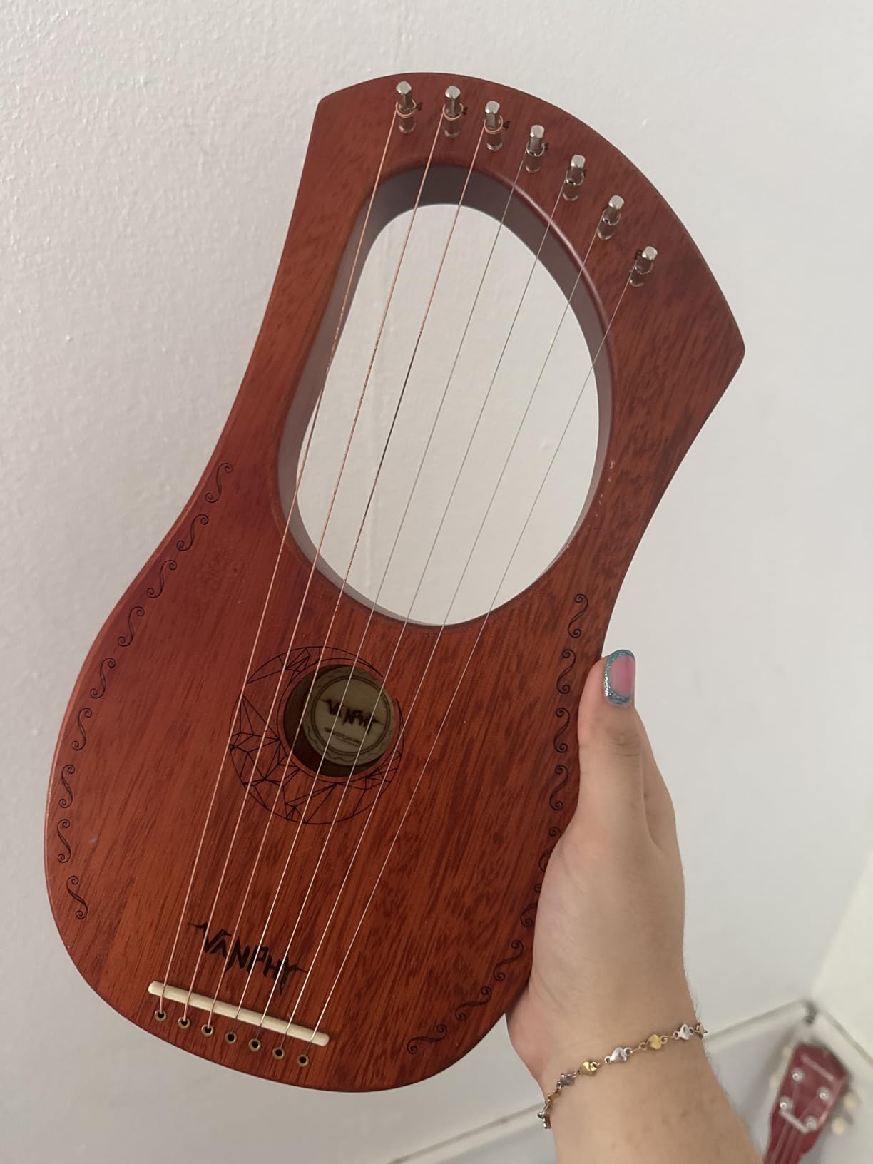Lyre Harp VANPHY Lyre Harp 7 Strings Mahogany Body Metal String for Beginner Harps Classical Style Harp Instrument with Tuning Wrench Strings Gig Bag (Wood) customer photo 1