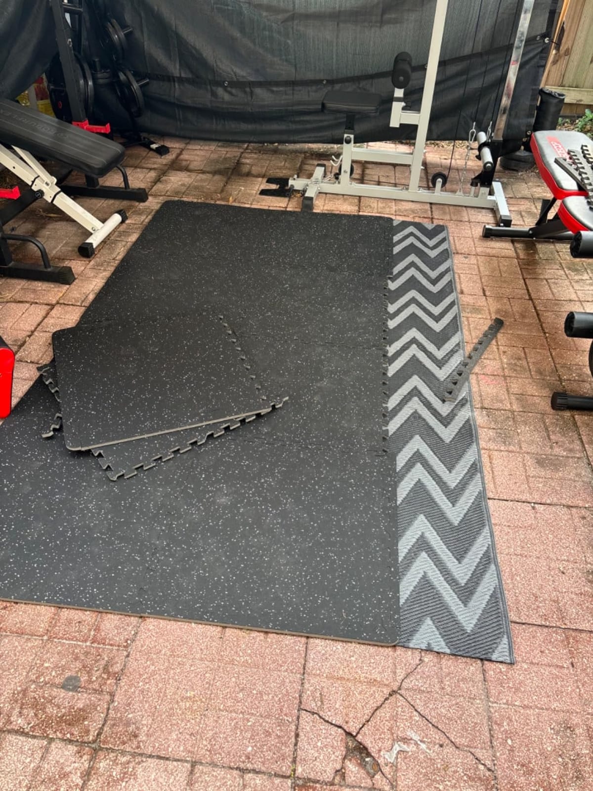 HAPBEAR 0.56'' Thick 12 Pcs 48 Sq Ft Exercise Equipment Mats - High-Density Rubber Top EVA Foam Interlocking Mats, 24x24in Tiles customer photo 2