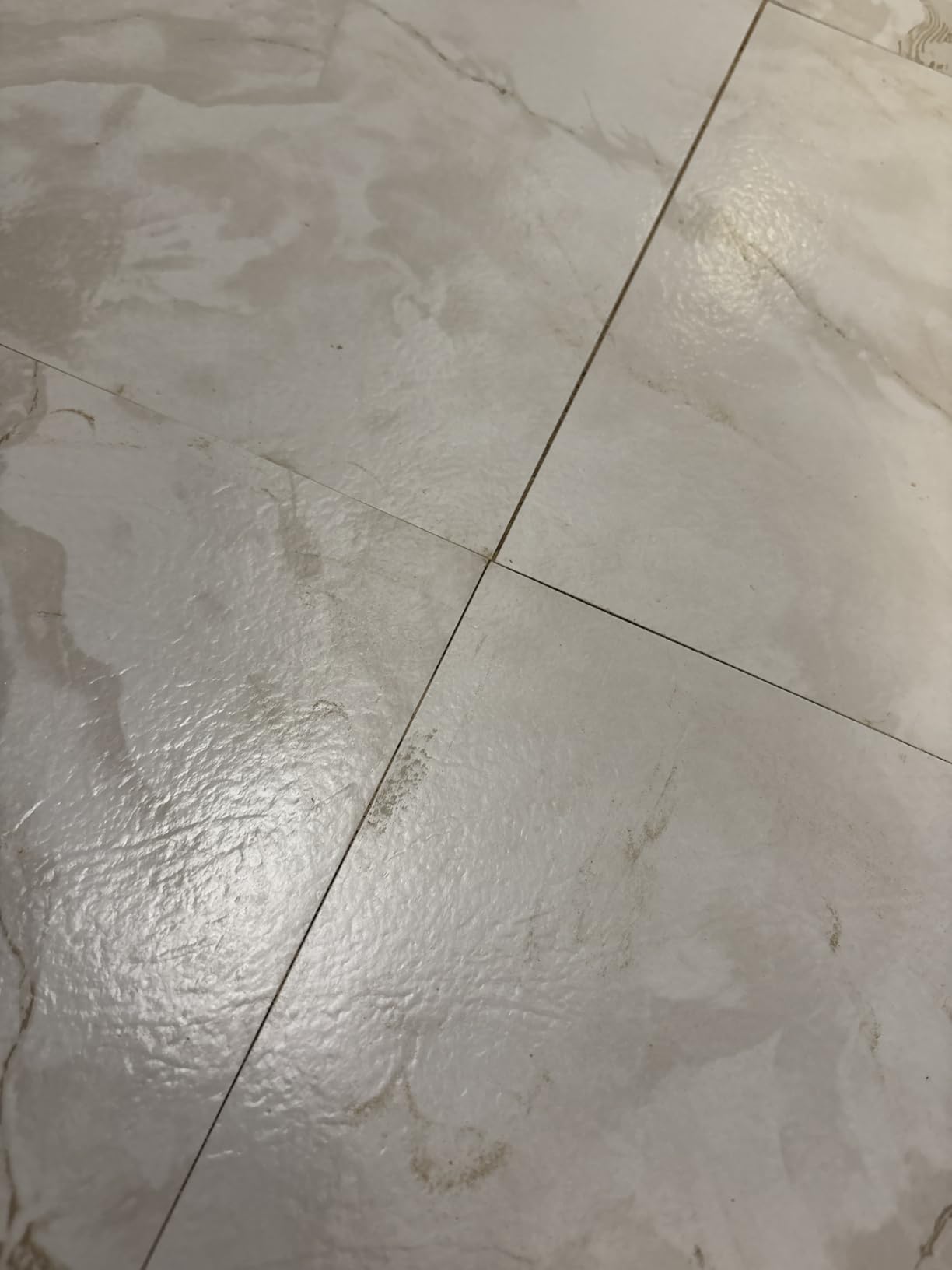 Art3d 30-Pack Peel and Stick Vinyl Floor Tiles, 12 x 12 in, Slate | Anti-Slip, Waterproof, Stain-Resistant, Simple to Clean, Durable, Premium Vinyl, Ideal for Kitchen, Dining Room, Bedrooms customer photo 2