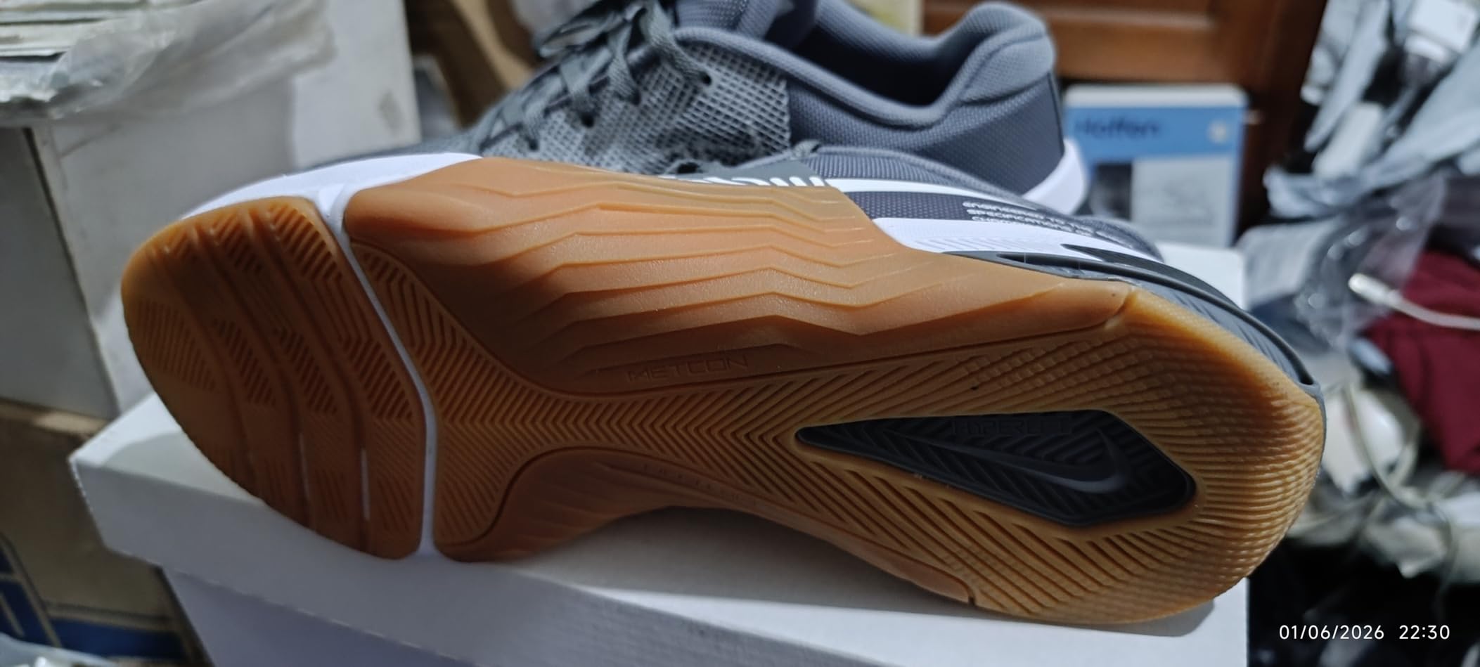 Nike Men's Metcon 8 Sneakers customer photo 1