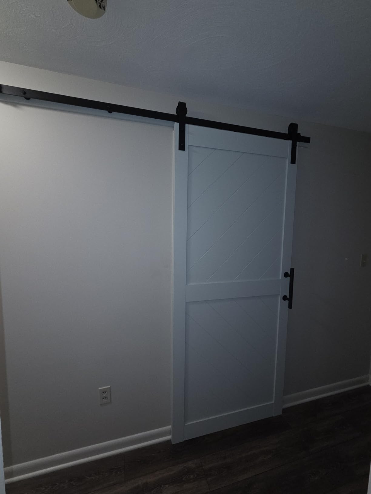 32in x 84in Sliding Barn Door with 5.5FT Barn Door Hardware Kit & Handle Included, Solid MDF Wood Slab Covered with Water-Proof & Scratch-Resistant PVC Surface, Simple DIY Assembly, Chevron Pattern customer photo 2