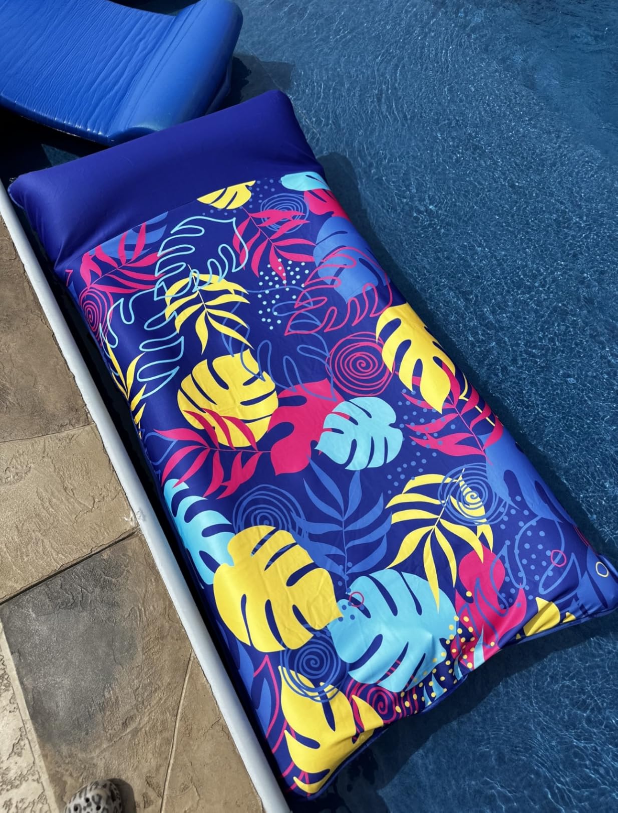 SLOOSH Inflatable Pool Floats Lounger - XL Fabric Covered Pool Mat Floaties for Adults, Ultra Comfort Water Floating Lounger with Headrest for Beach Lake Swimming Pool Float Raft 72