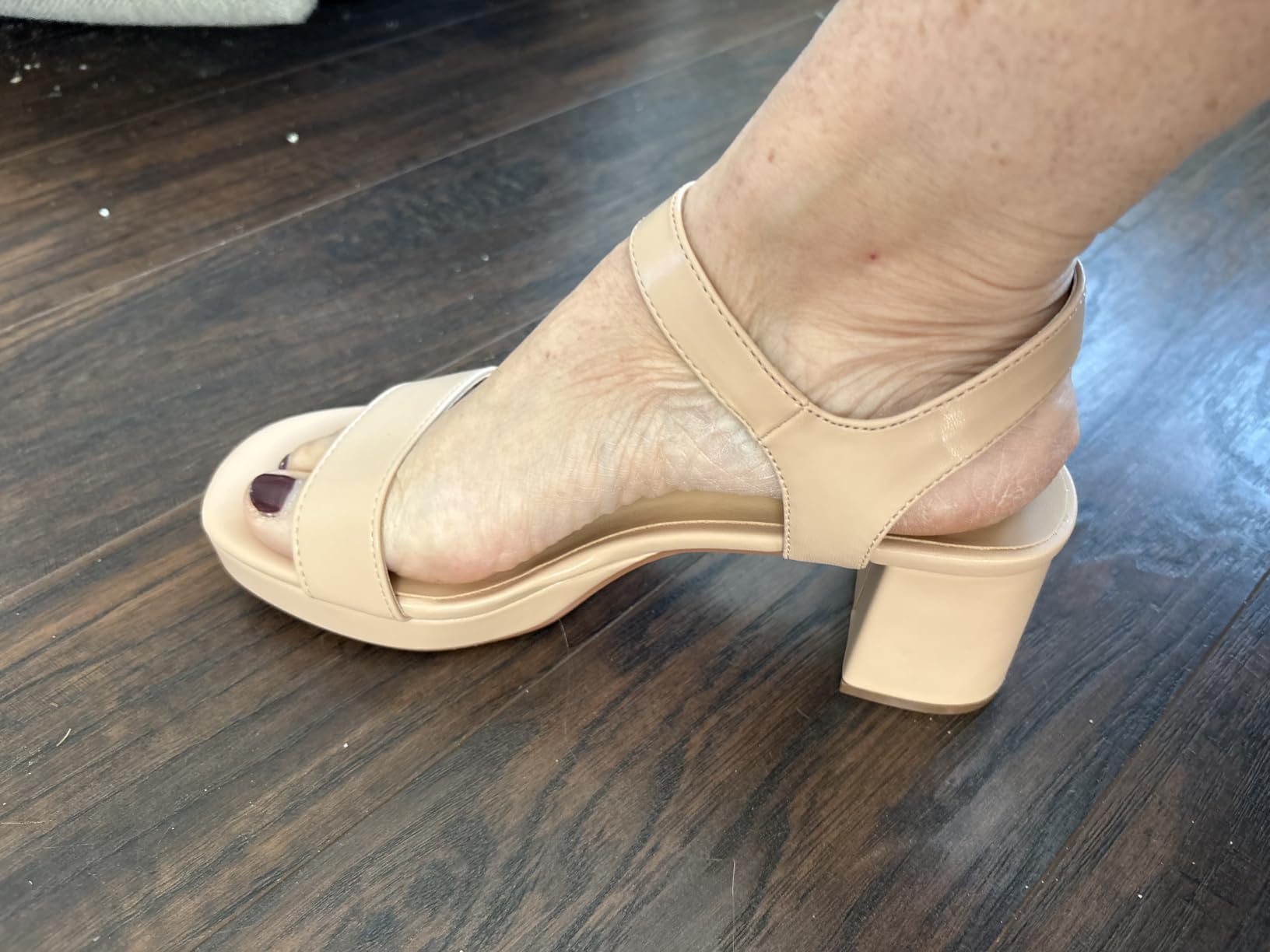 DREAM PAIRS Women's Platform Block Chunky Heels Sandals customer photo 1