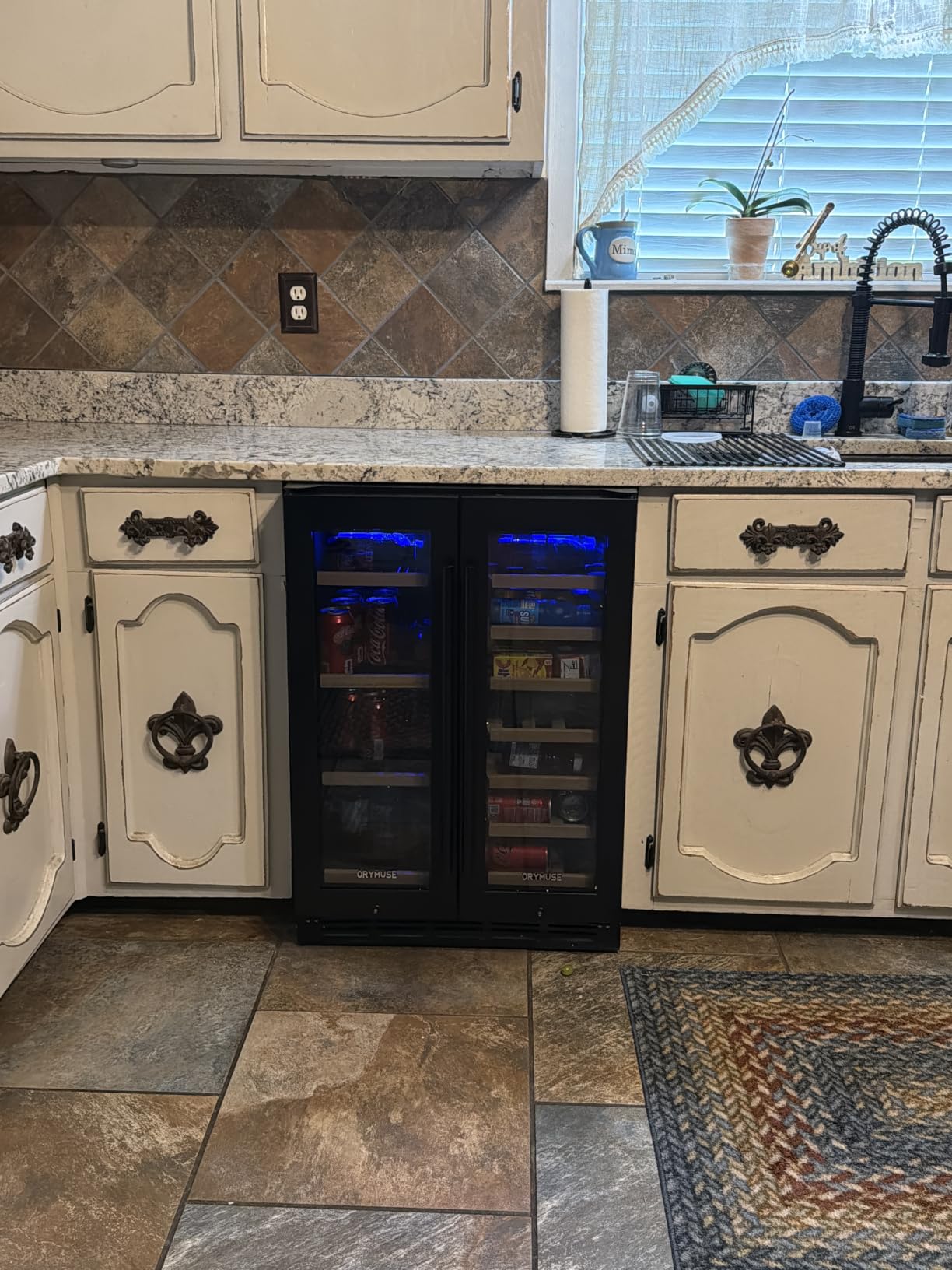 200 Bottle Dual Zone Wine Fridge - 24 Inch Large Capacity Wine Cooler Refrigerator Freestanding/Built-In with Upgraded Compressor, Low-Noise Wine Cellar & Intelligent Temperature Control - Black customer photo 1