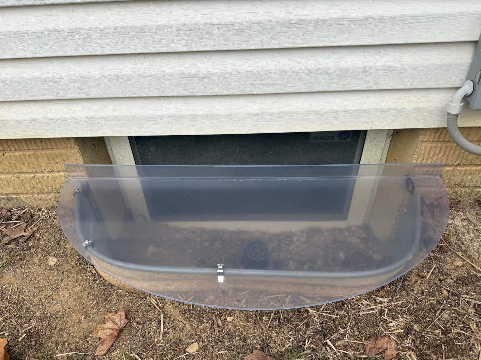 Clear Basement Window Well Covers Outside 39