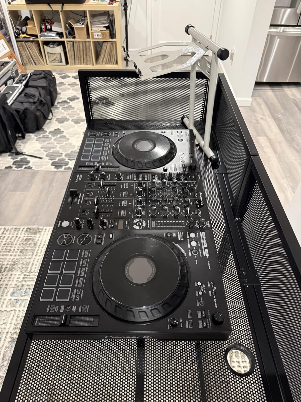 YooKoo Portable DJ Booth, Metal Frame DJ Table, 40