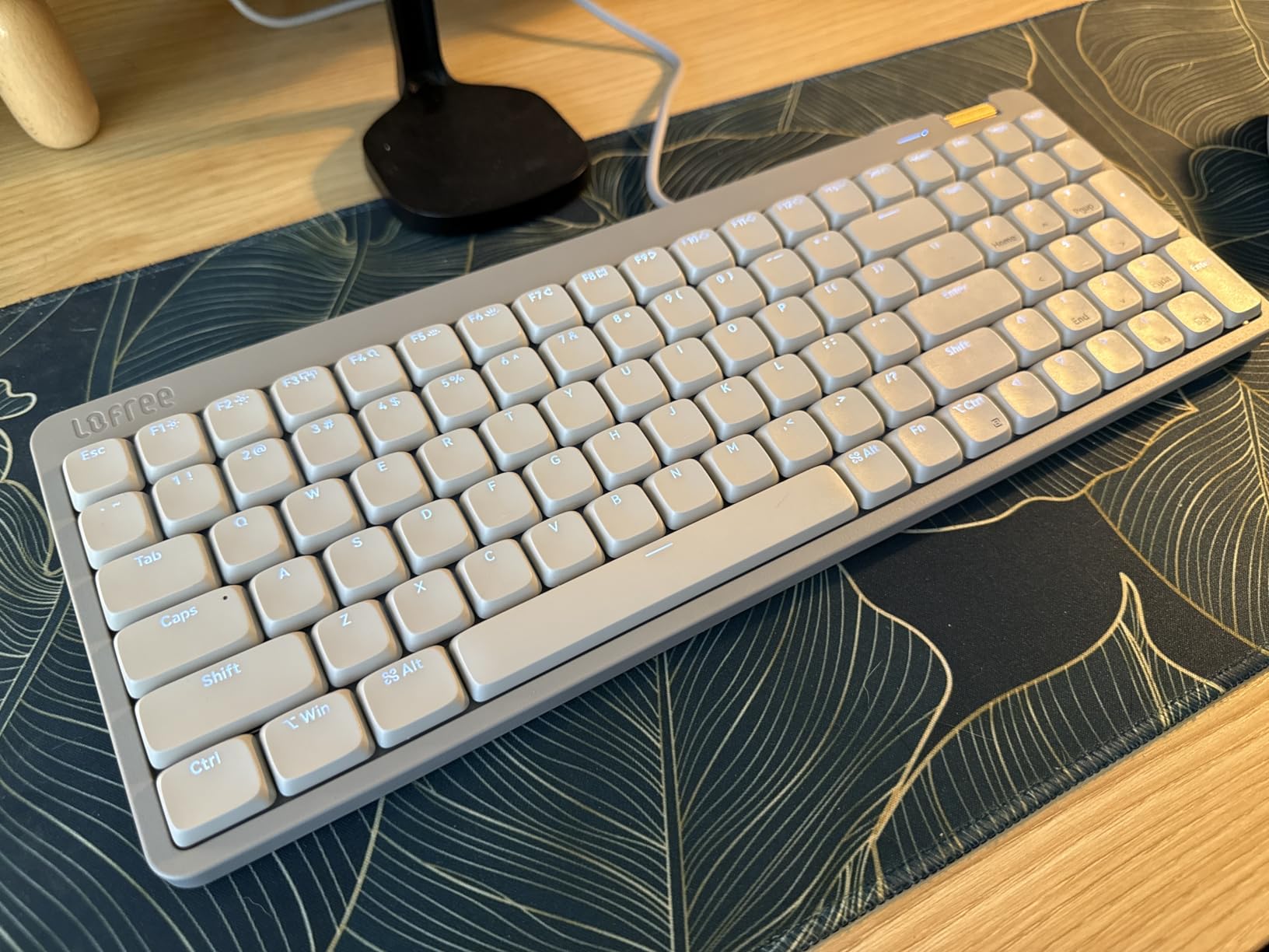 Keychron Flow Lite 100 Keys Low Profile Mechanical Keyboard, Swappable Rechargeable Wireless Keyboard with 2.4G Receiver, Bluetooth and Wired Connection for Windows, Mac/ Specter Linear Switches (Marble) customer photo 2
